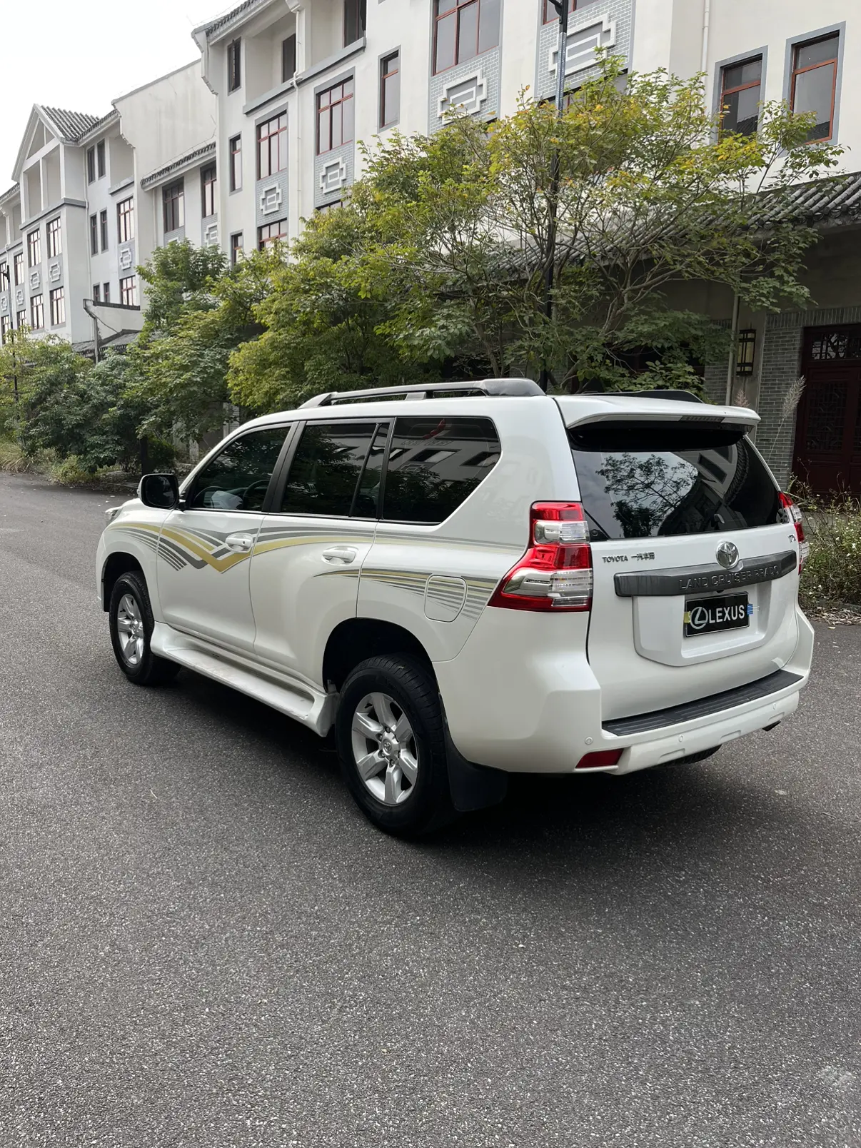 Toyota Prado