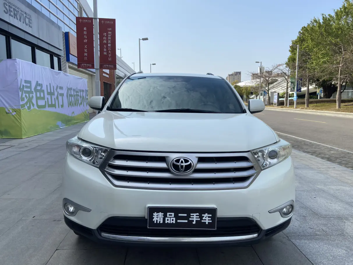 Toyota Highlander  из Китая
