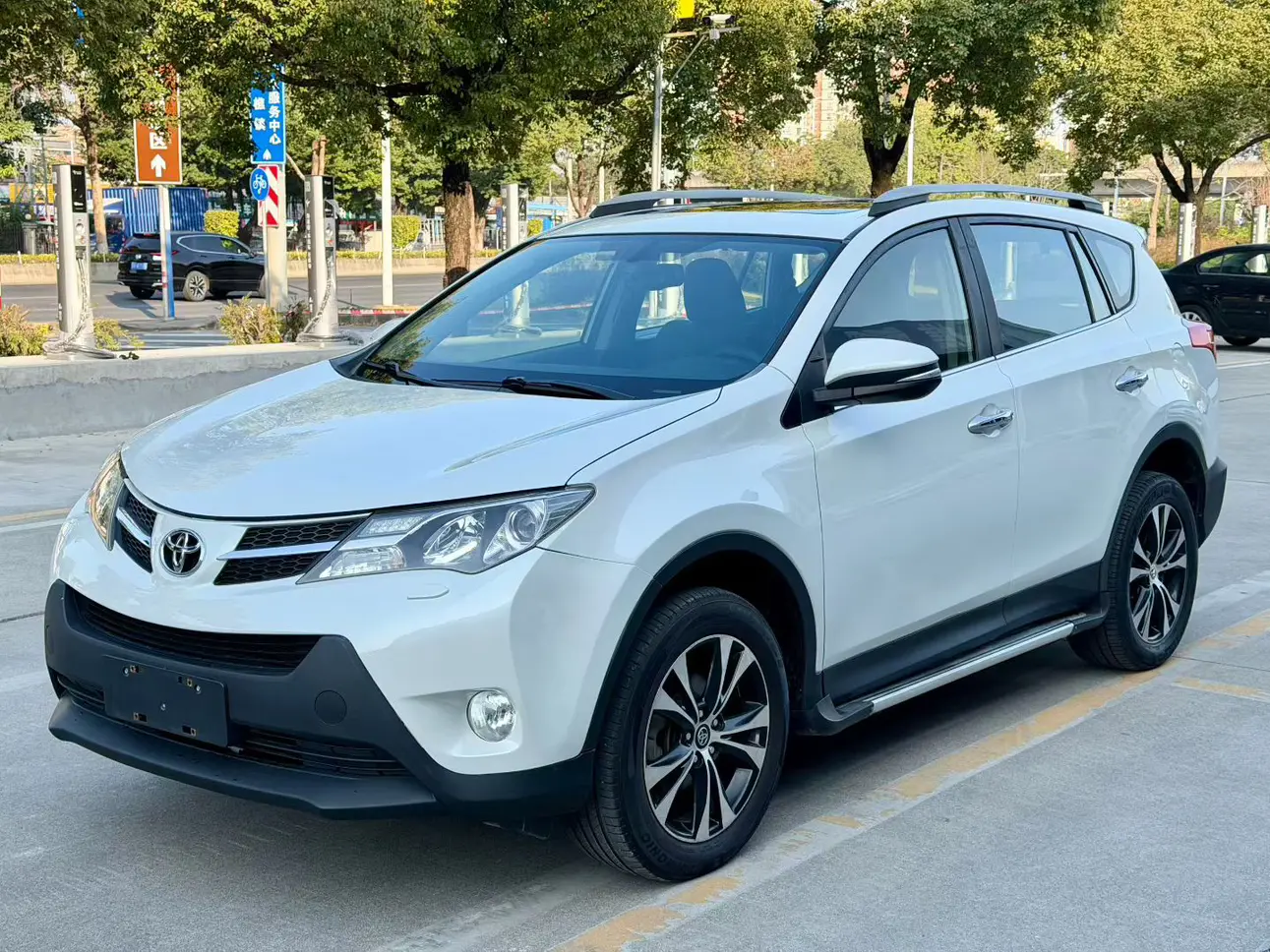 Toyota RAV4  из Китая