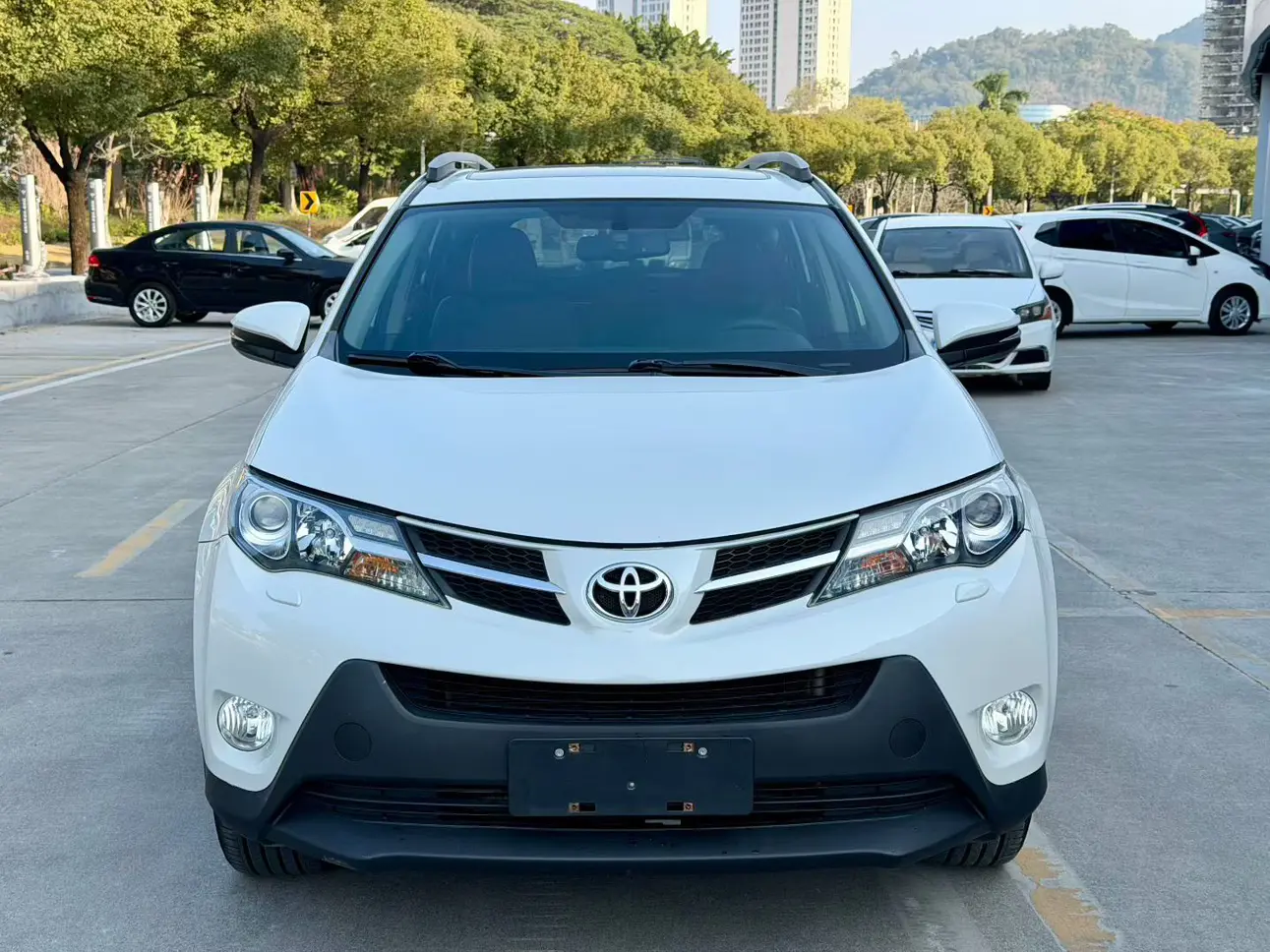 Toyota RAV4  из Китая