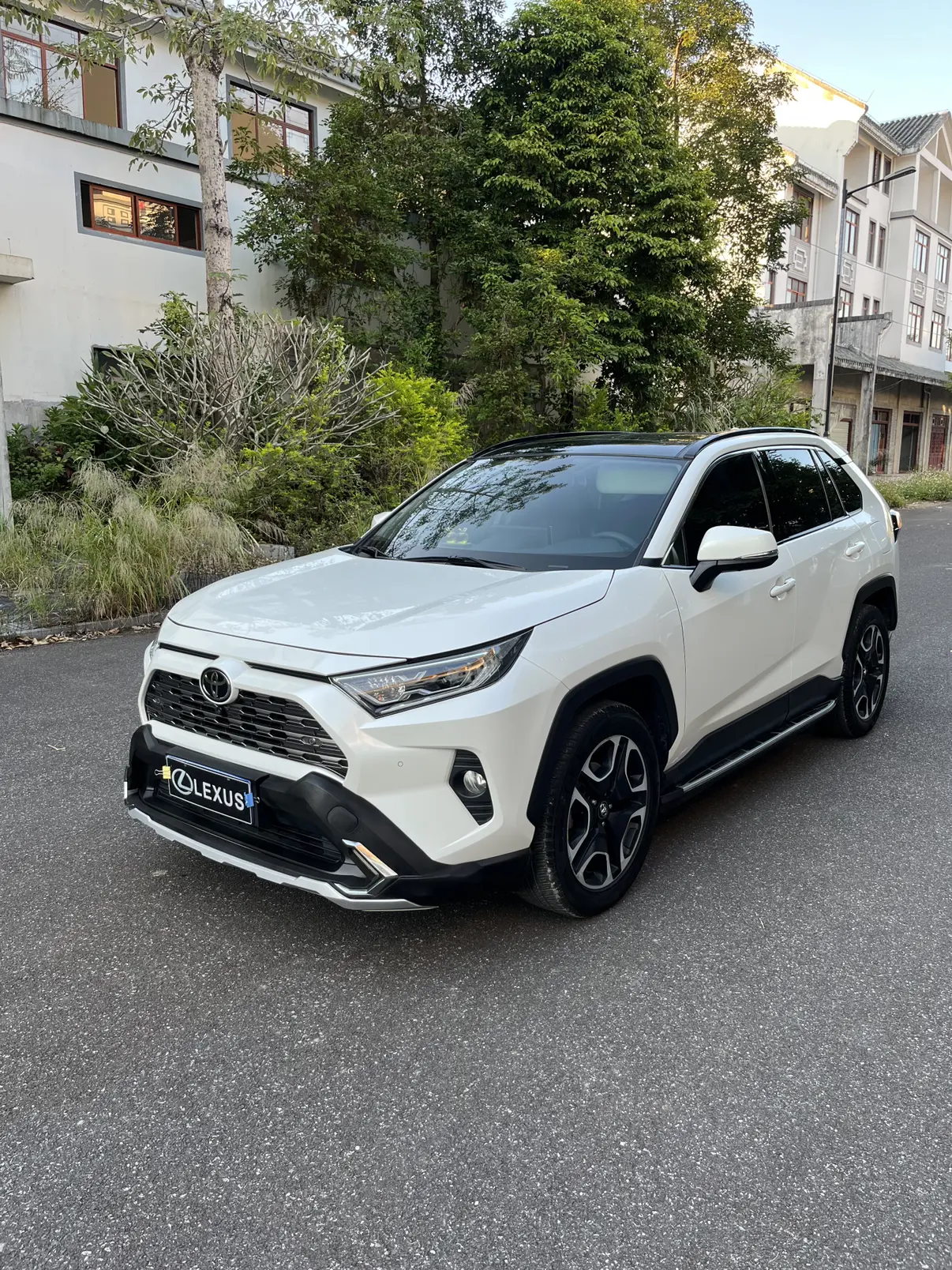 Toyota RAV4  из Китая