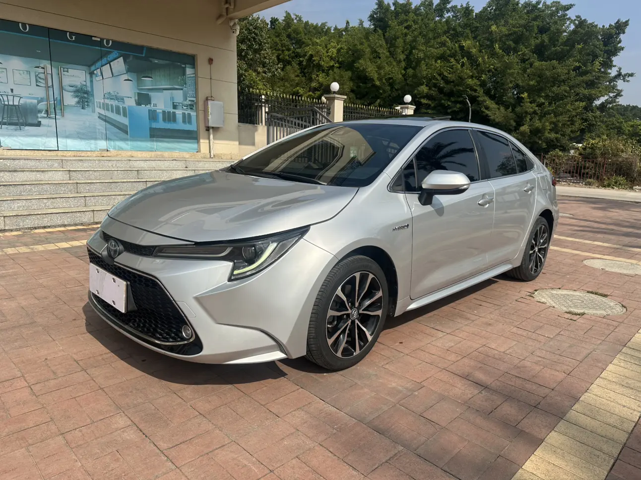 Toyota Levin (Lei Ling)  из Китая