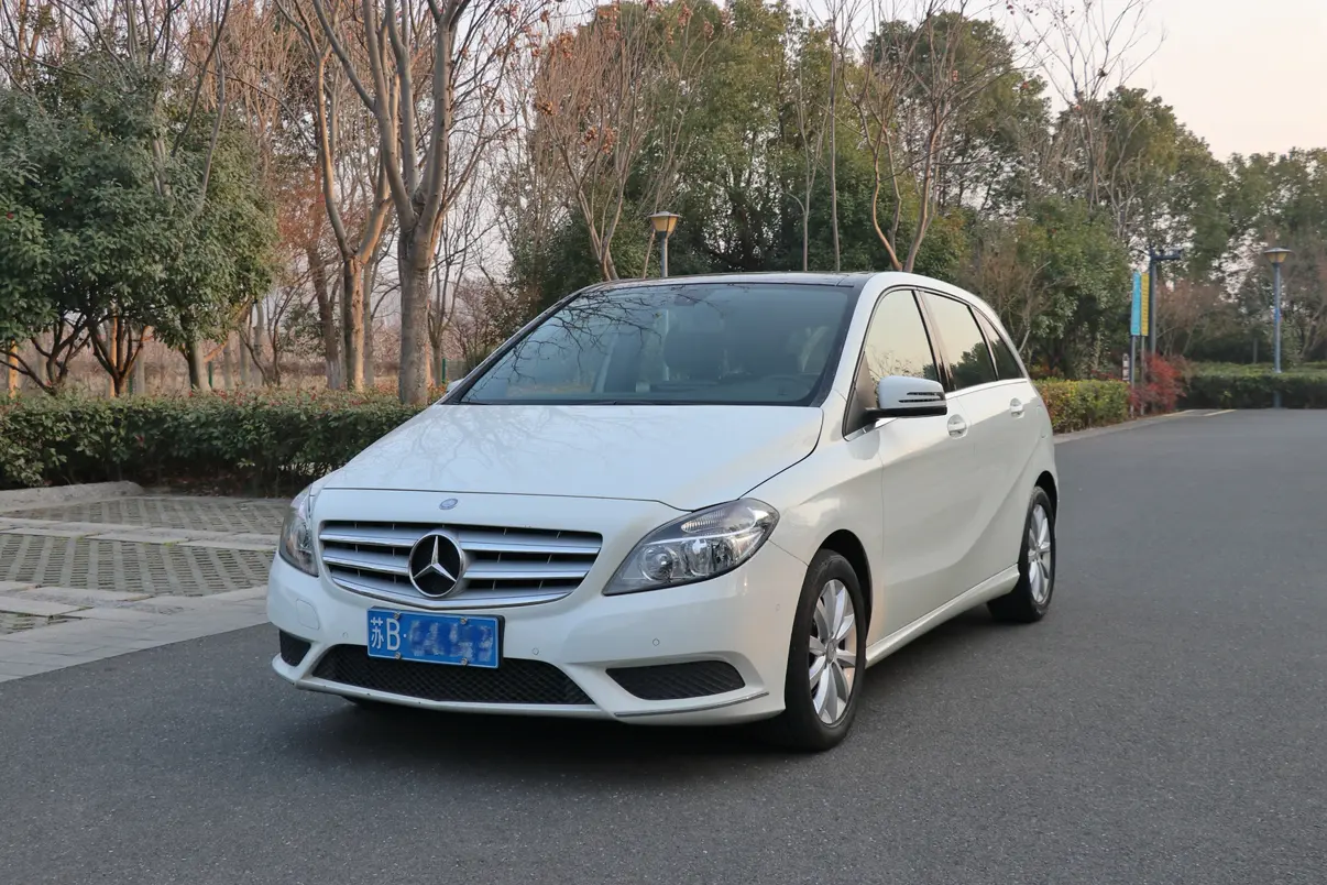 Mercedes-Benz Mercedes Benz B Class  из Китая