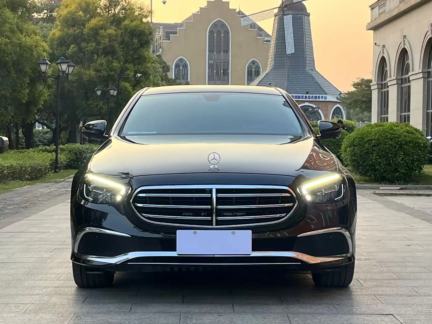 Mercedes-Benz E-Class  из Китая
