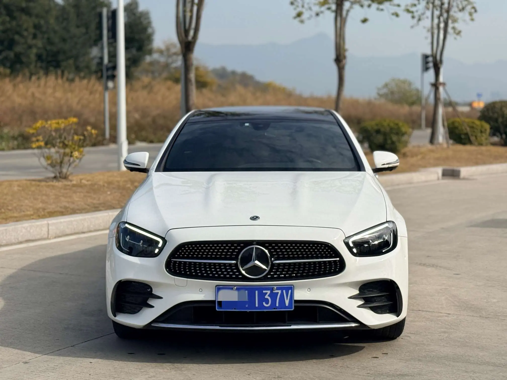 Mercedes-Benz E-Class  из Китая