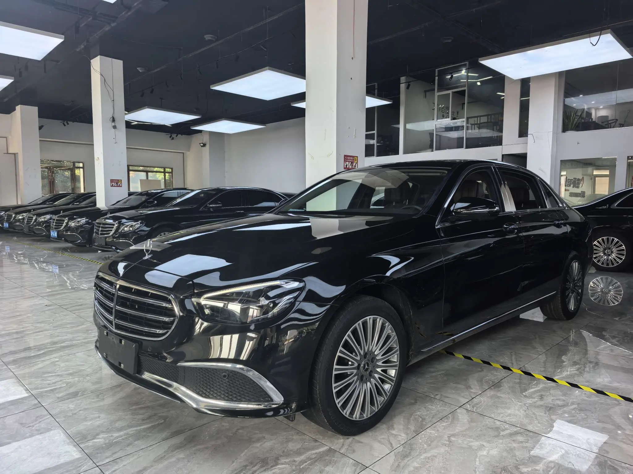 Mercedes-Benz E-Class  из Китая