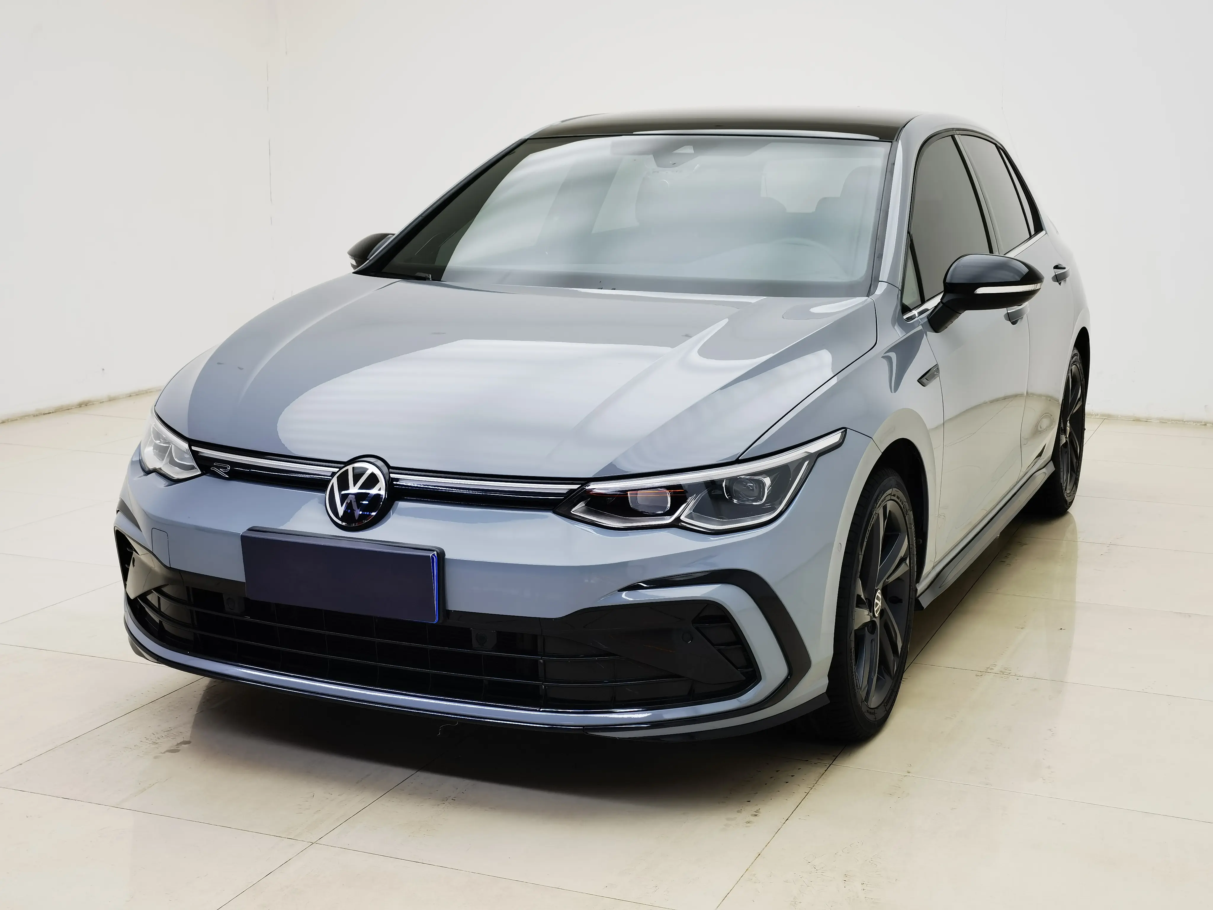 Volkswagen Golf  из Китая