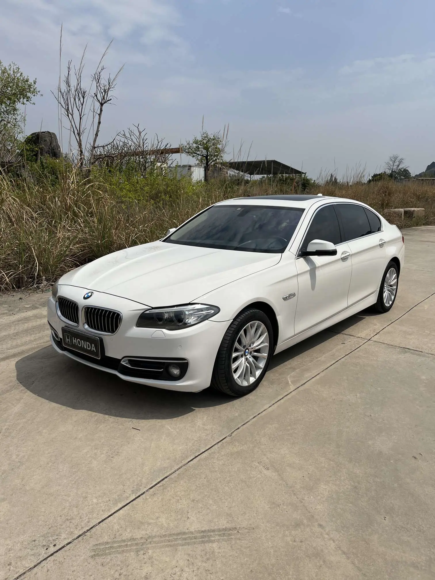 BMW 5 Series  из Китая