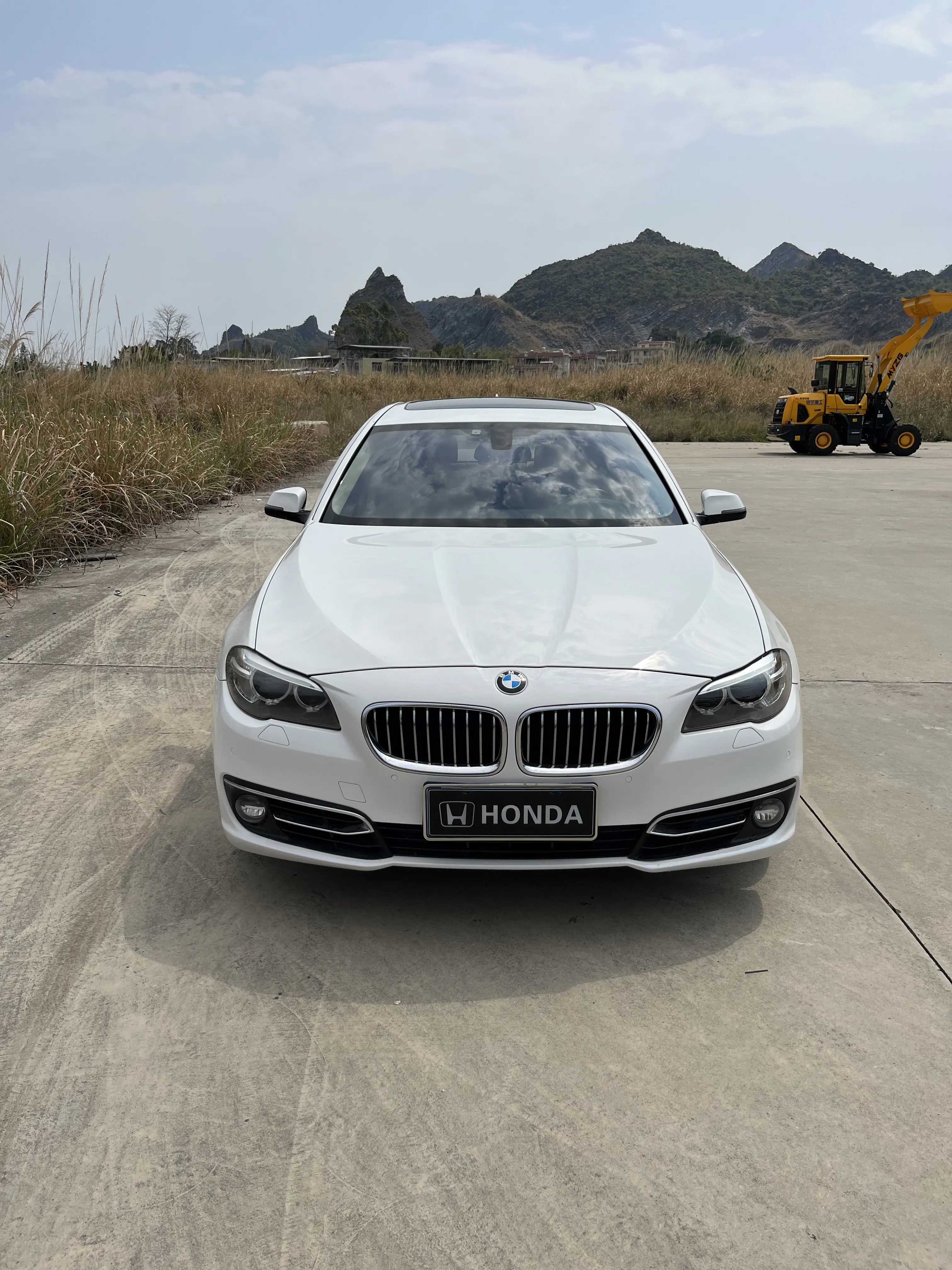 BMW 5 Series  из Китая