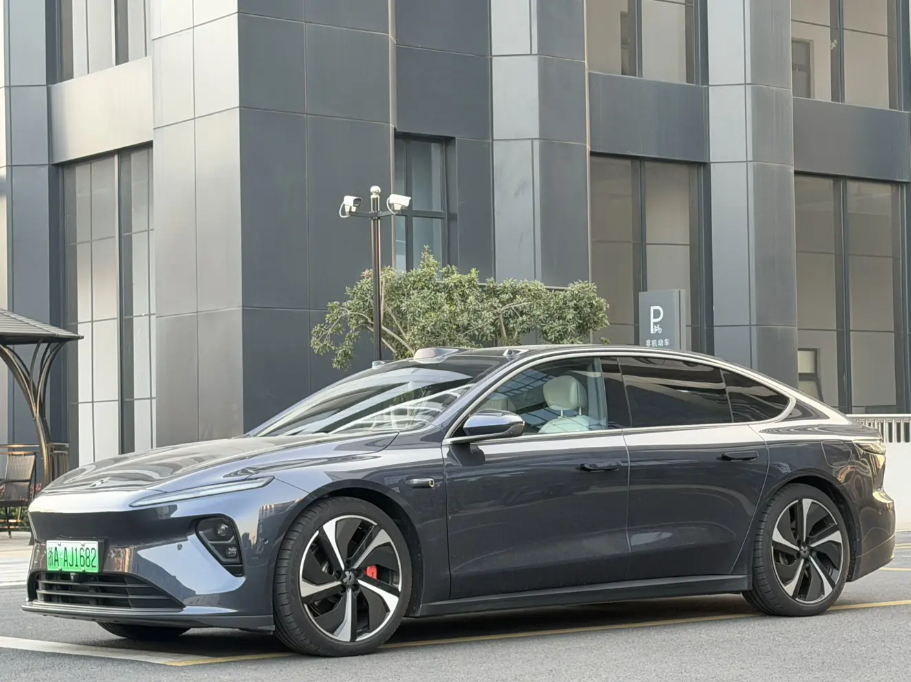 NIO ET7  из Китая