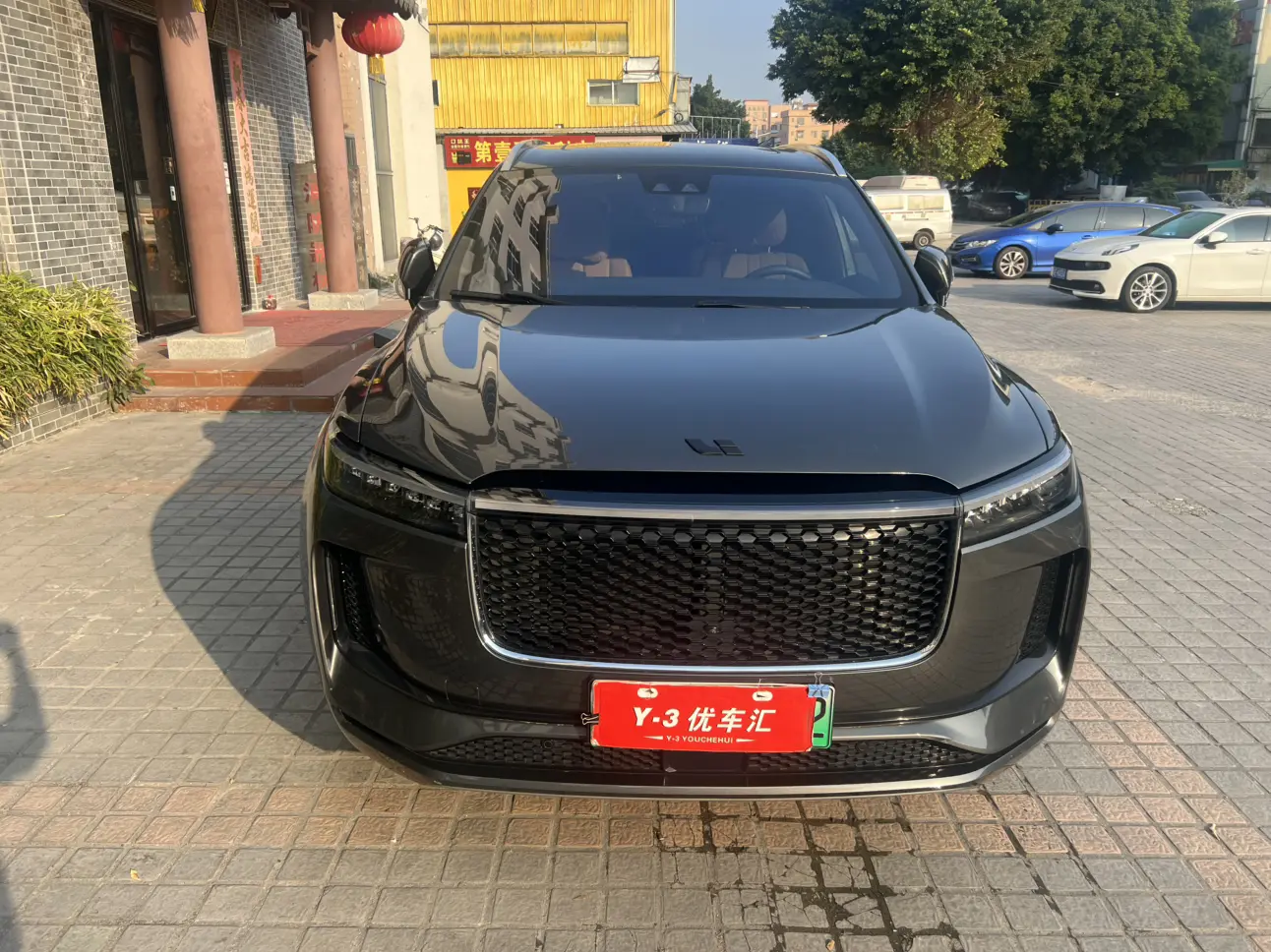 Li ONE (Ideal ONE)  из Китая