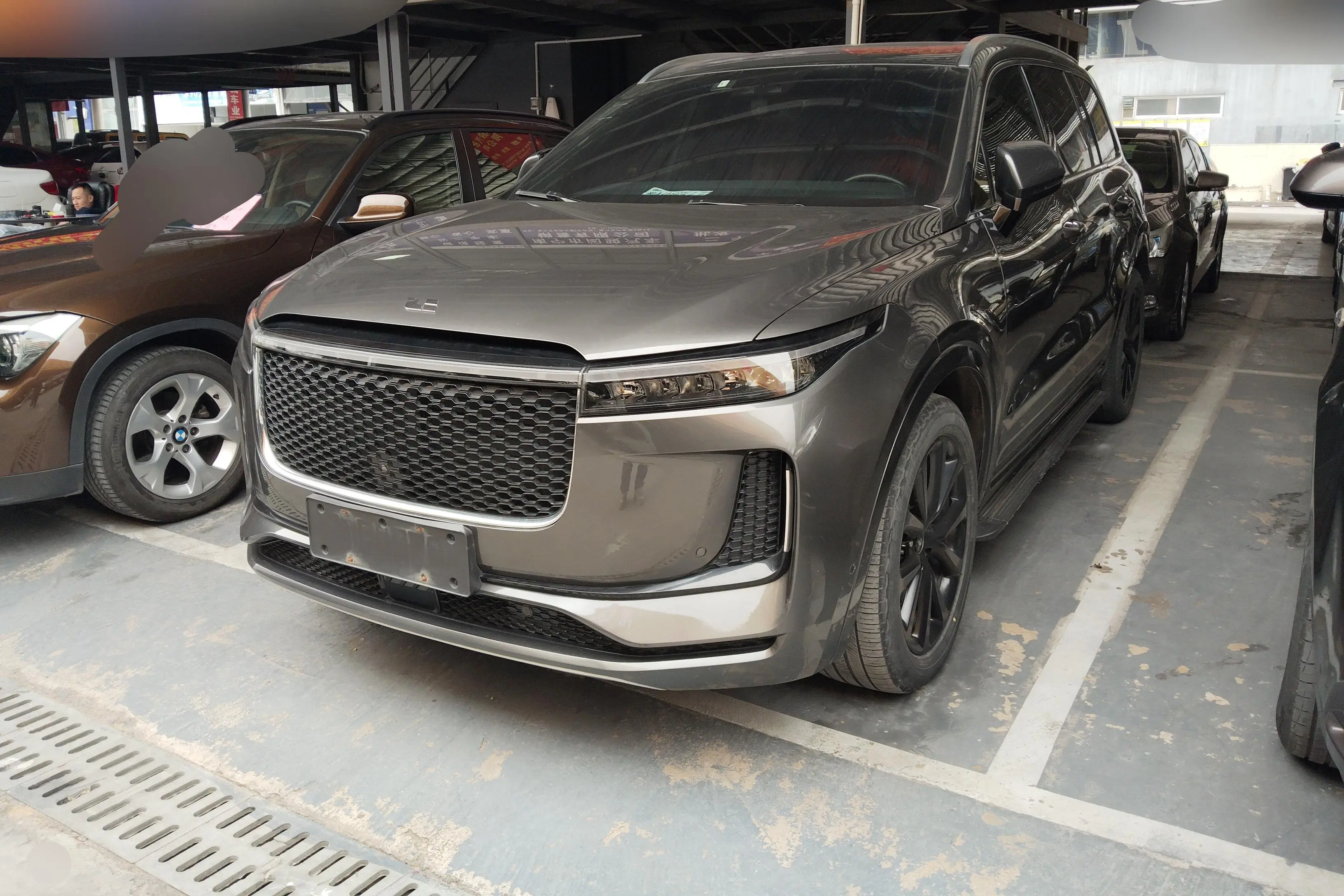 Li ONE (Ideal ONE)  из Китая