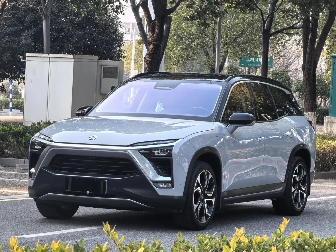 NIO ES8  из Китая