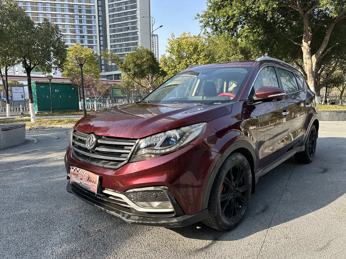 Dongfeng Fengon 580  из Китая