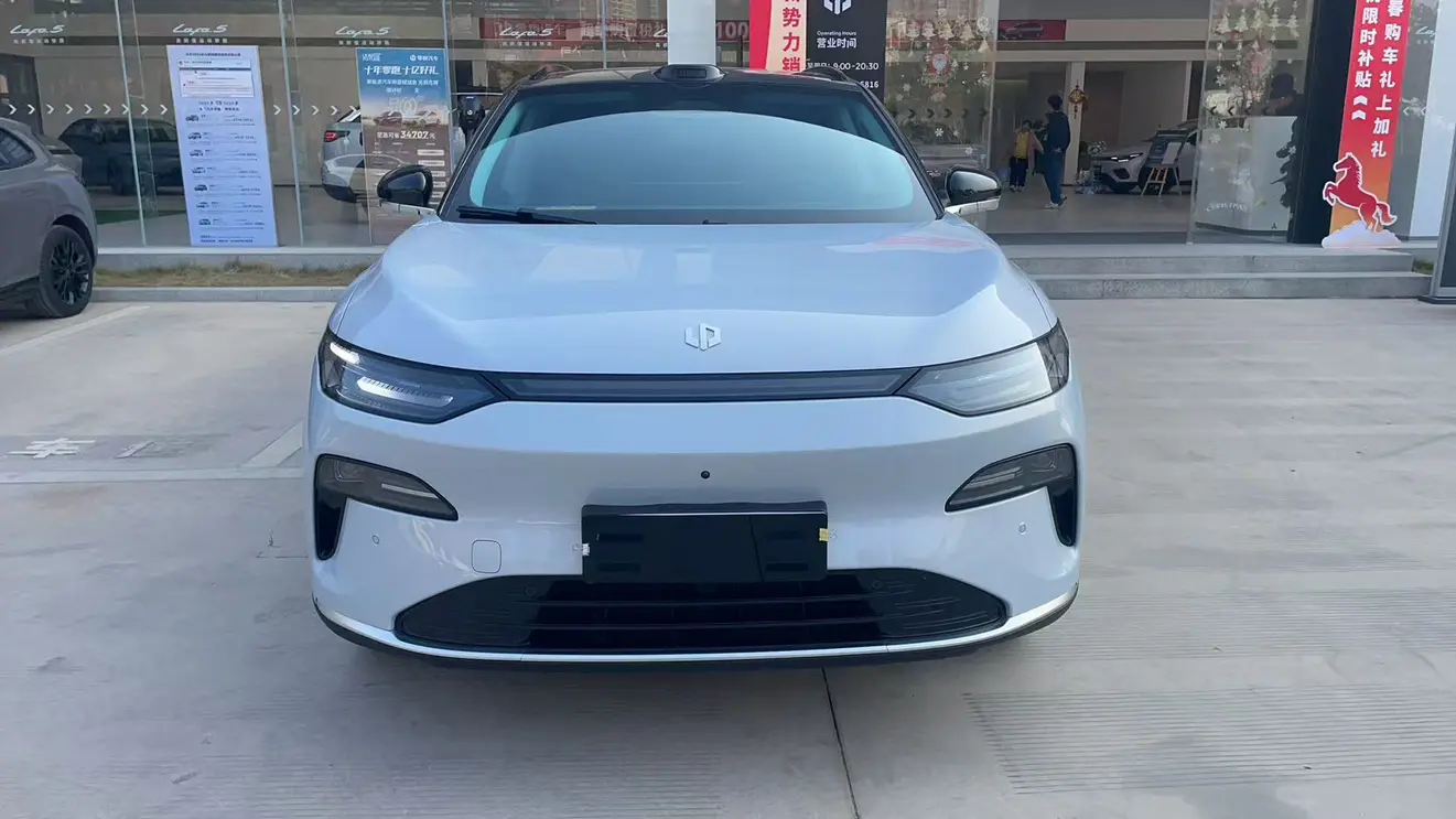 Leapmotor Zero running C11  из Китая