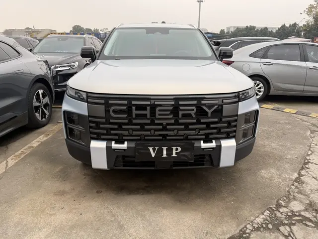 Chery Explore 06  из Китая