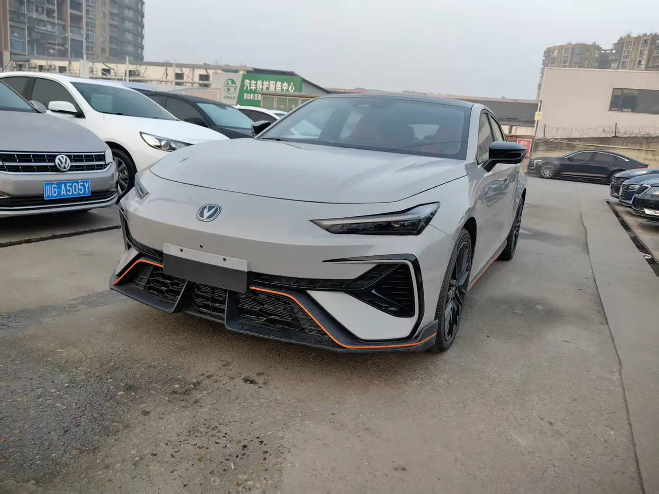 Changan UNI-V  из Китая