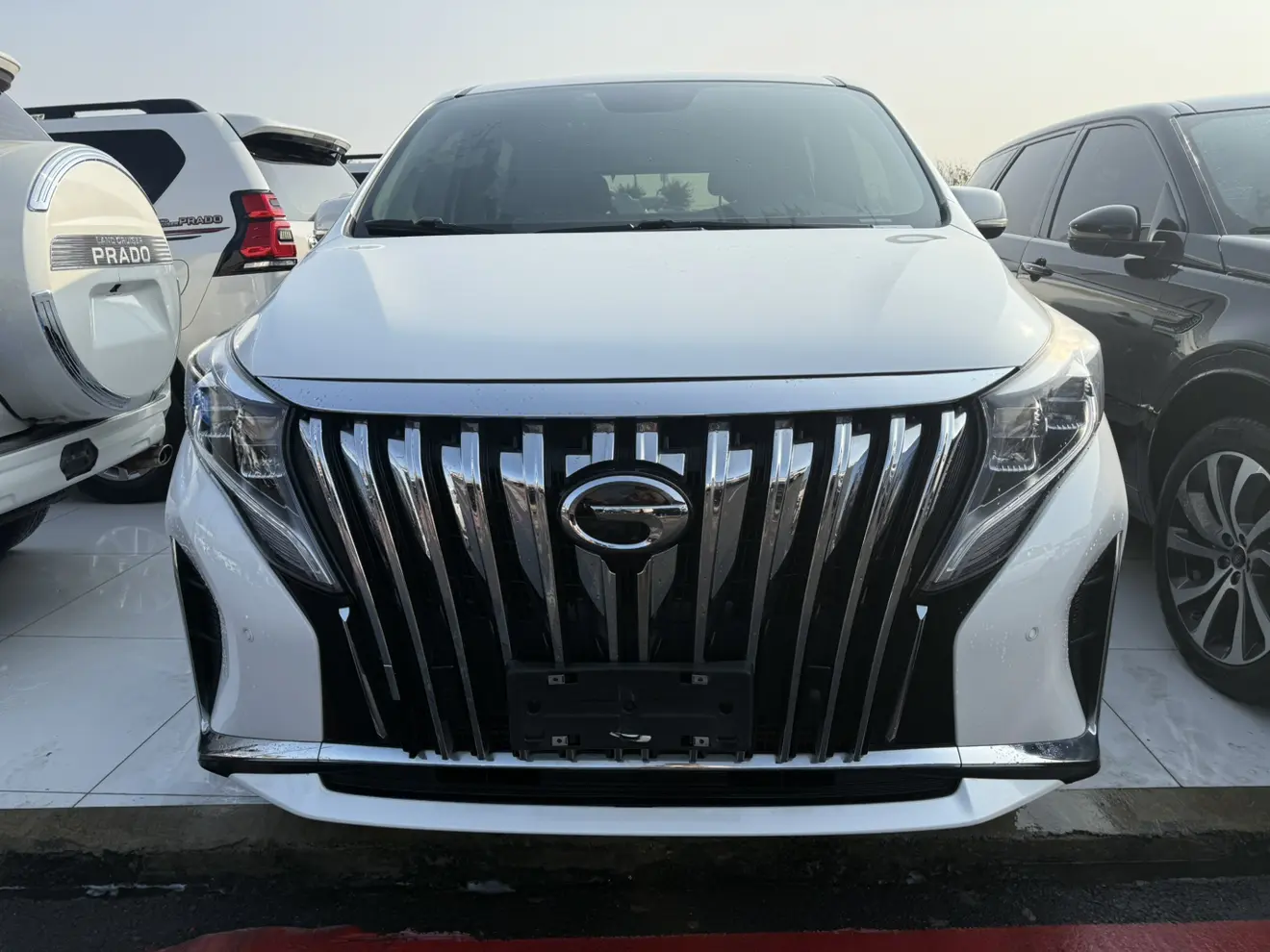 GAC Trumpchi M8  из Китая