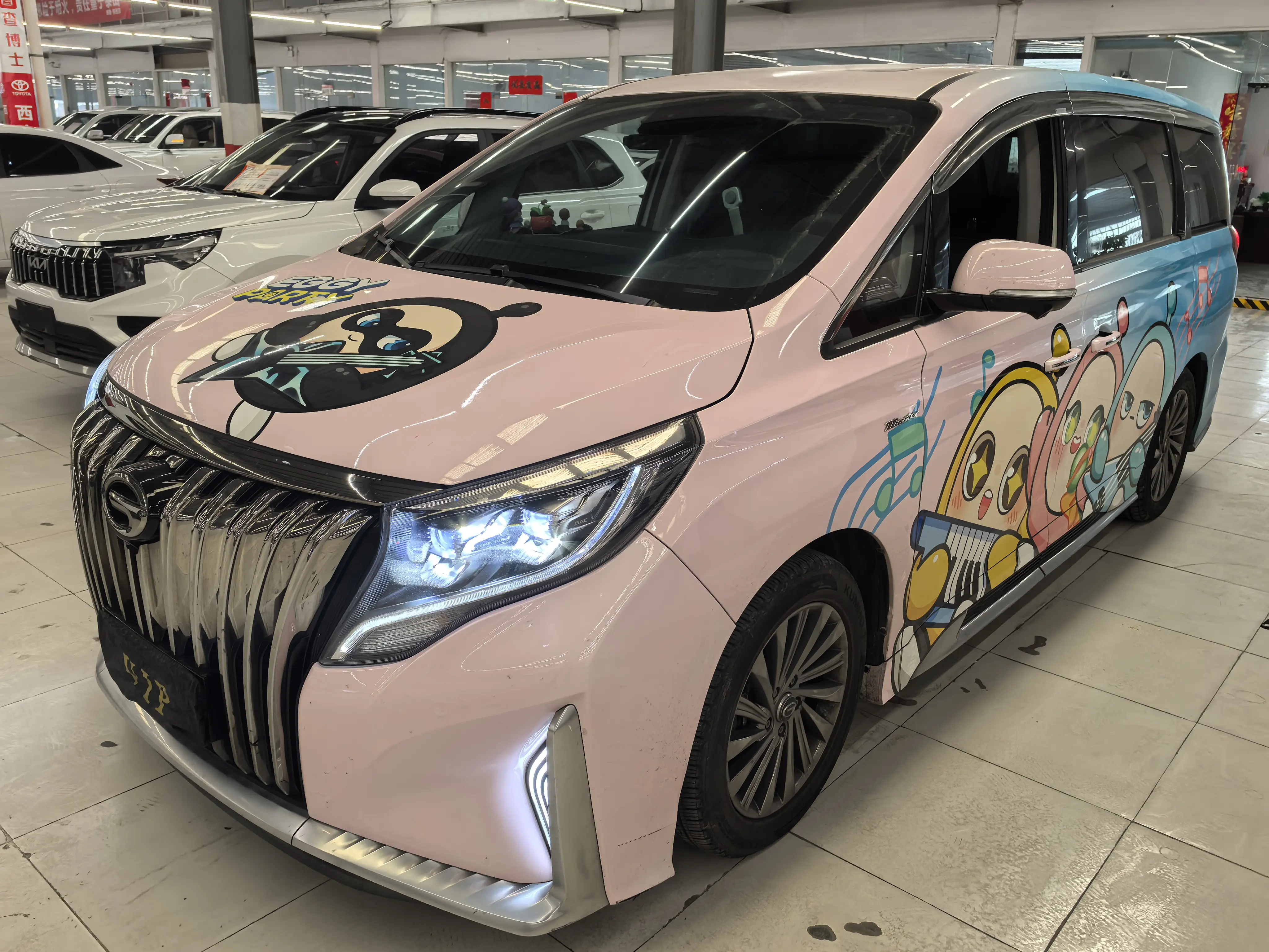 GAC Trumpchi M8  из Китая