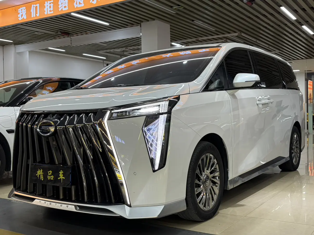 GAC Trumpchi M8  из Китая