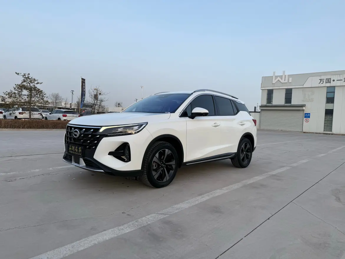GAC Trumpchi GS4  из Китая