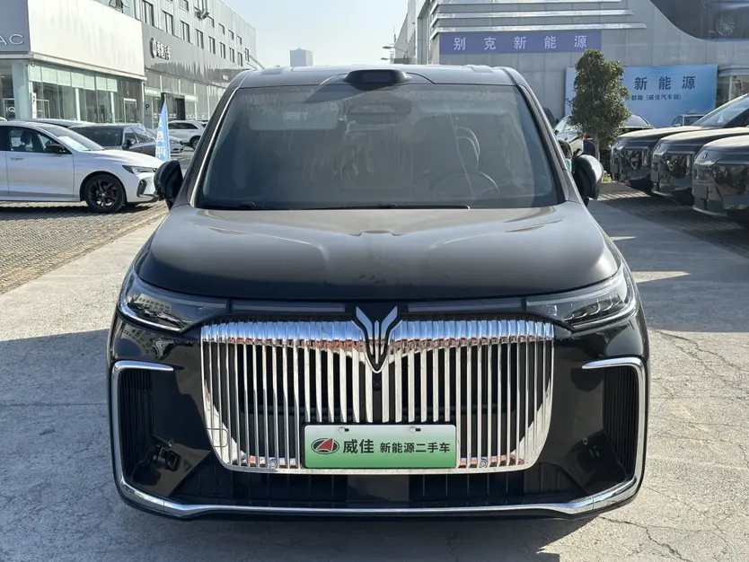 Voyah Lantu Dreamer PHEV  из Китая