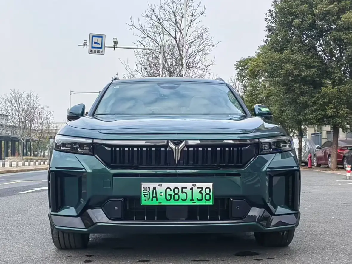 Voyah Lantu FREE  из Китая