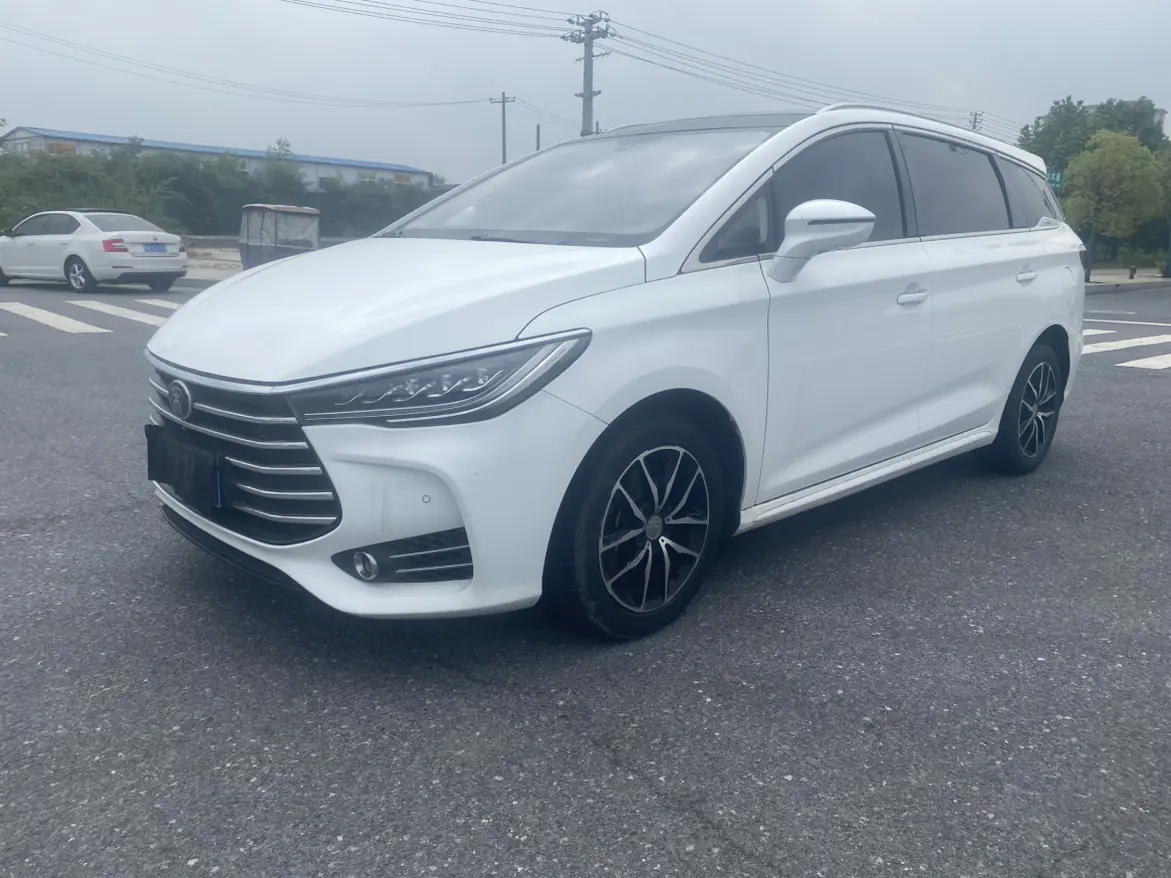 BYD Song MAX  из Китая