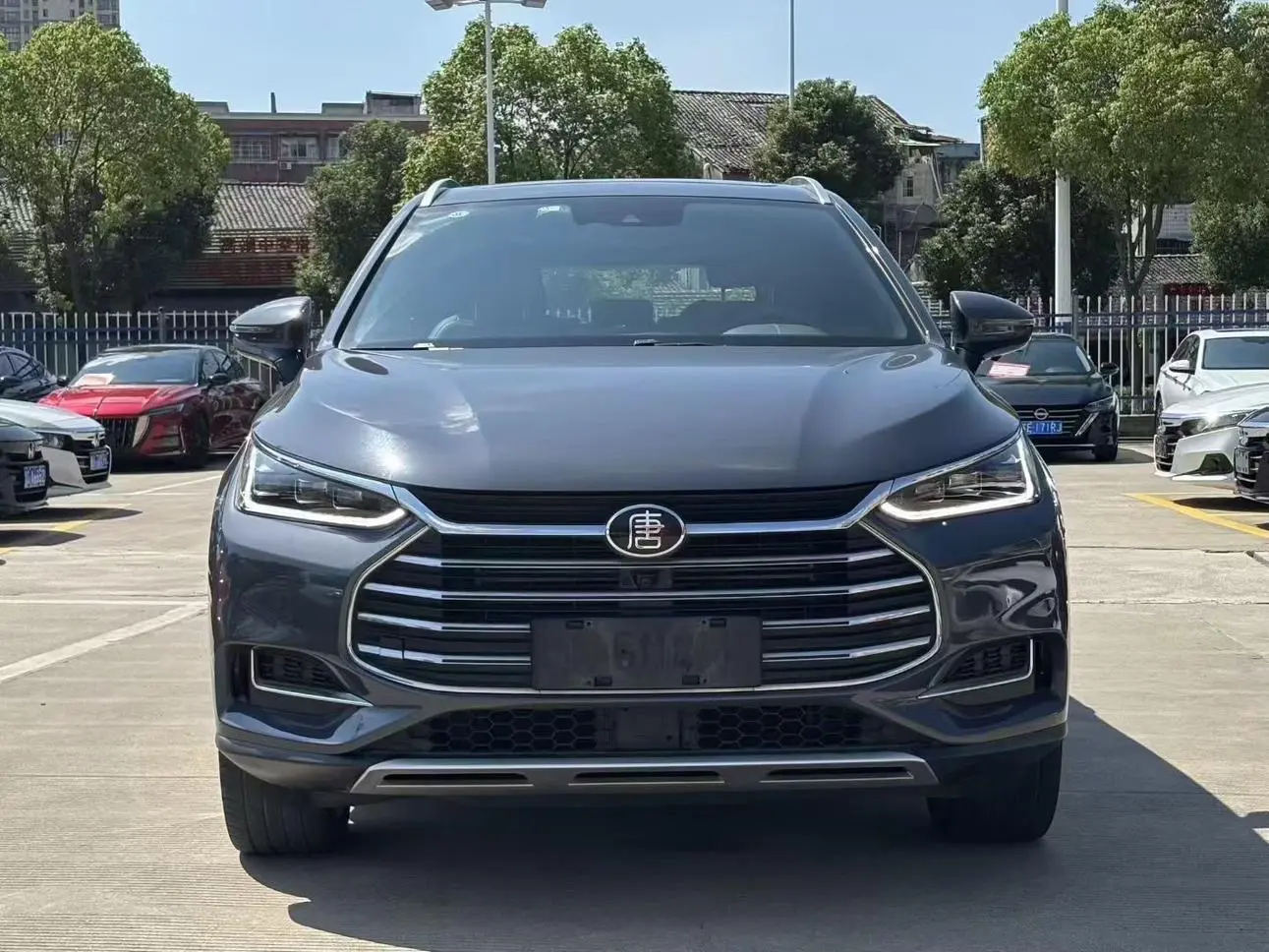 BYD Tang  из Китая