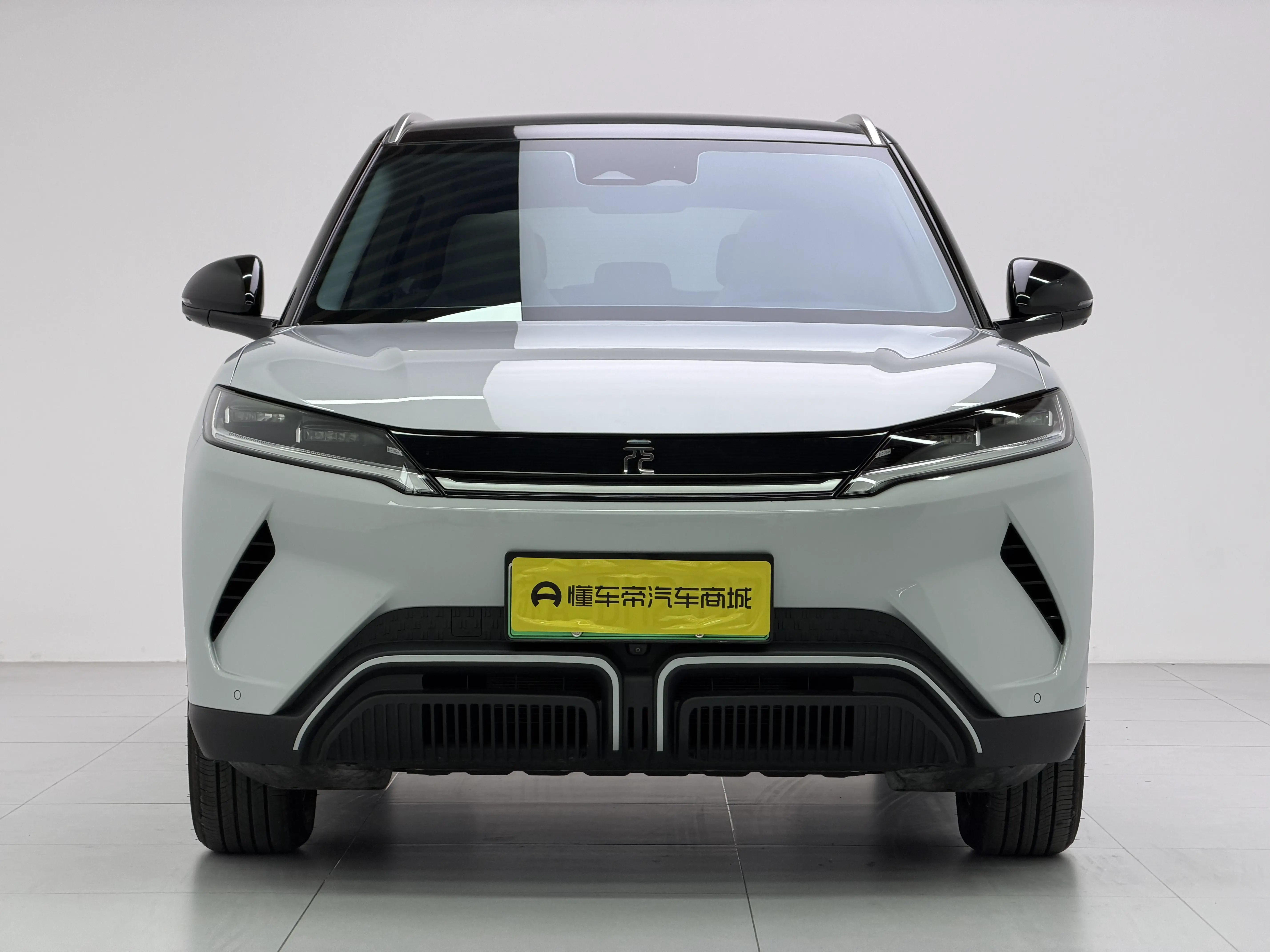 BYD Yuan UP  из Китая