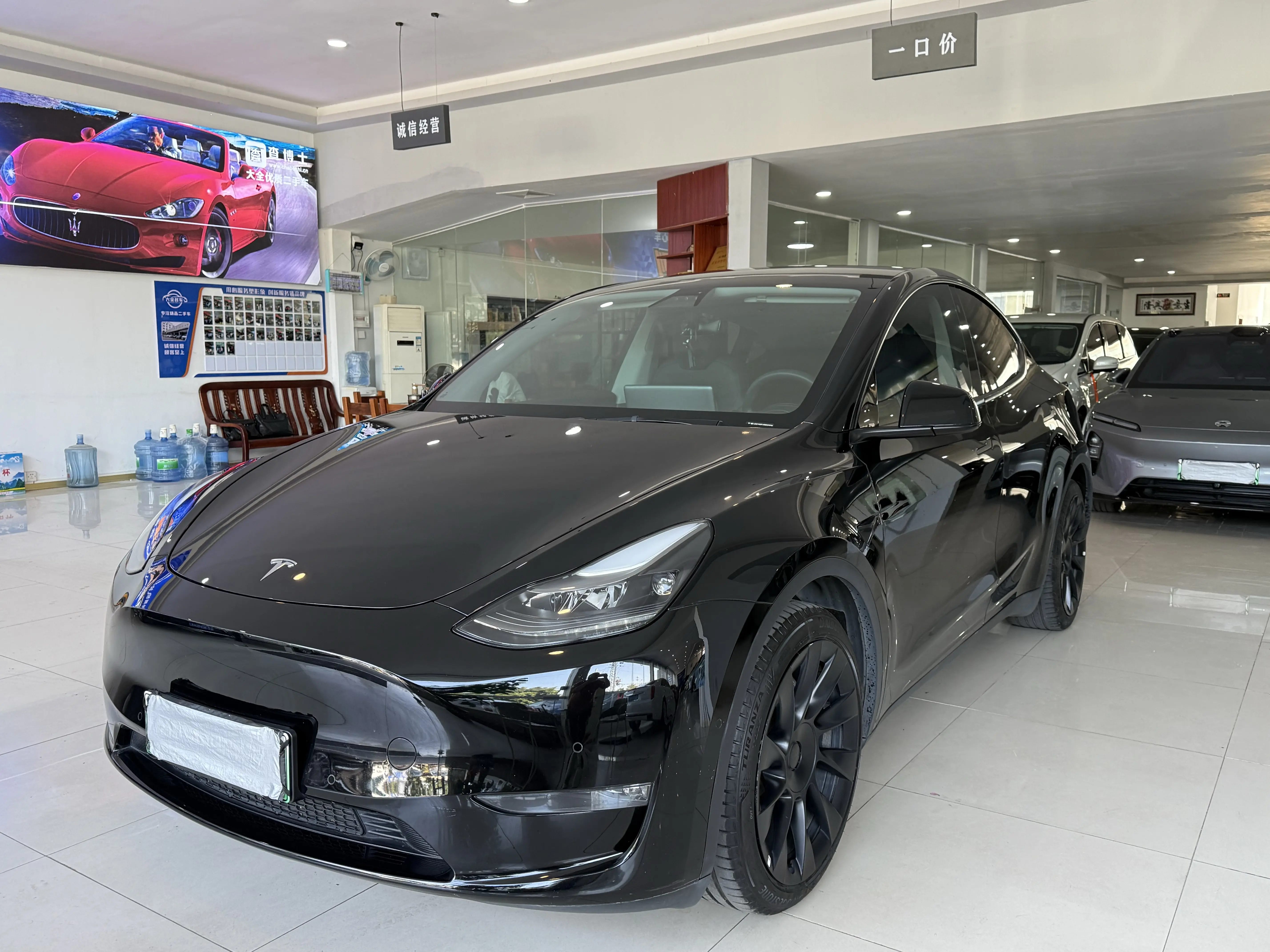 Tesla Model Y  из Китая