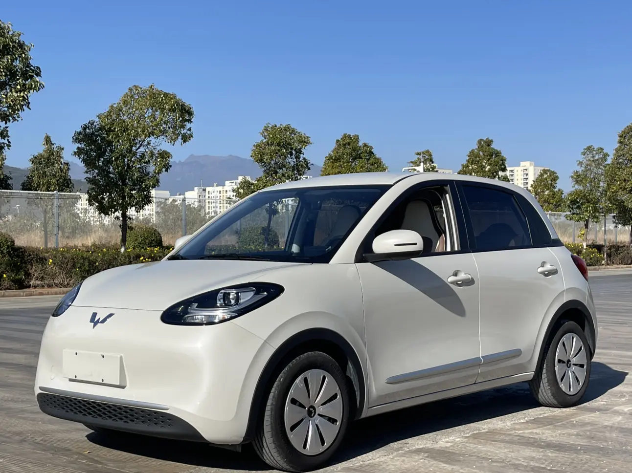 Wuling Bingo  из Китая