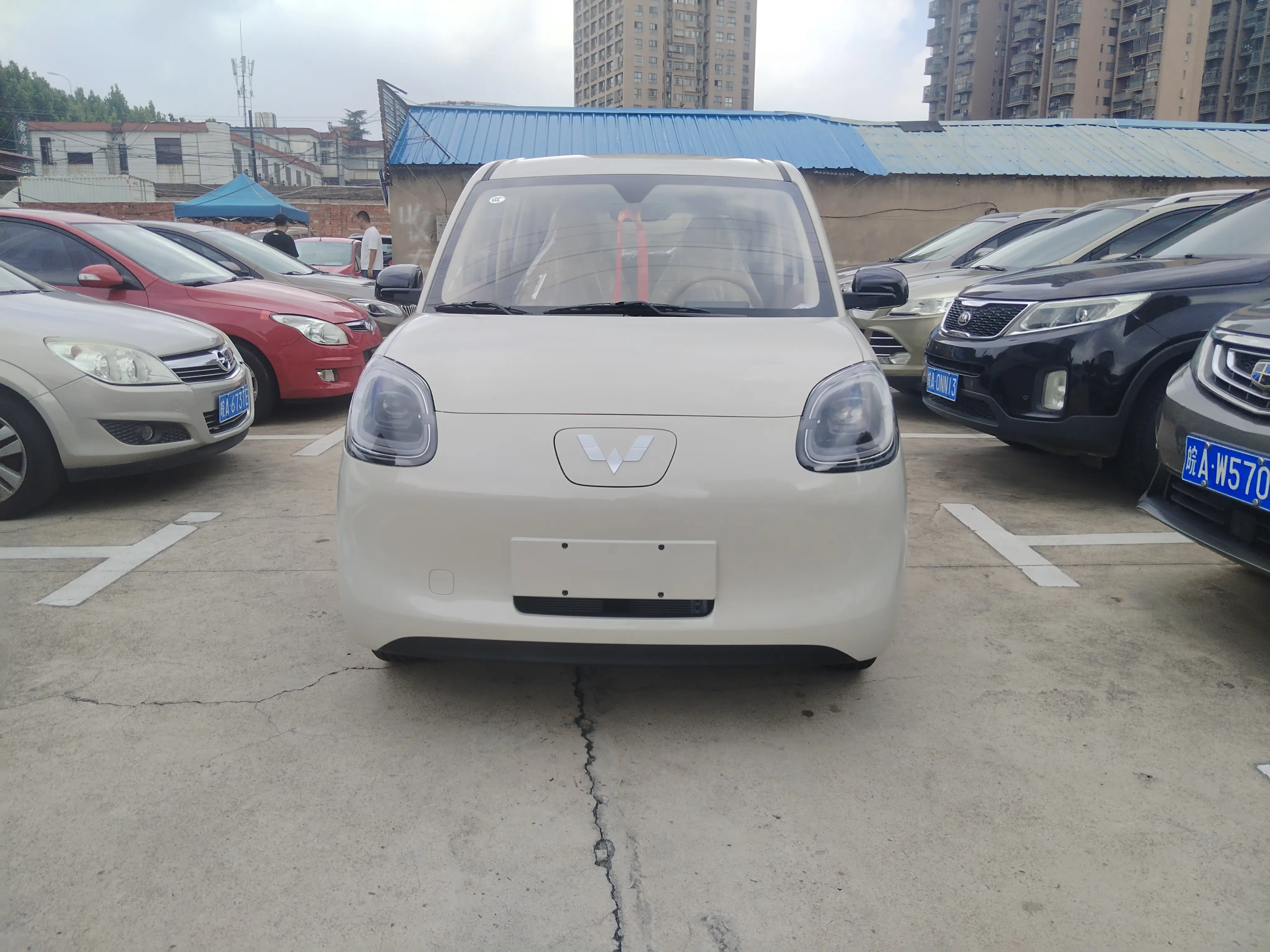 Wuling Hongguang MINIEV  из Китая