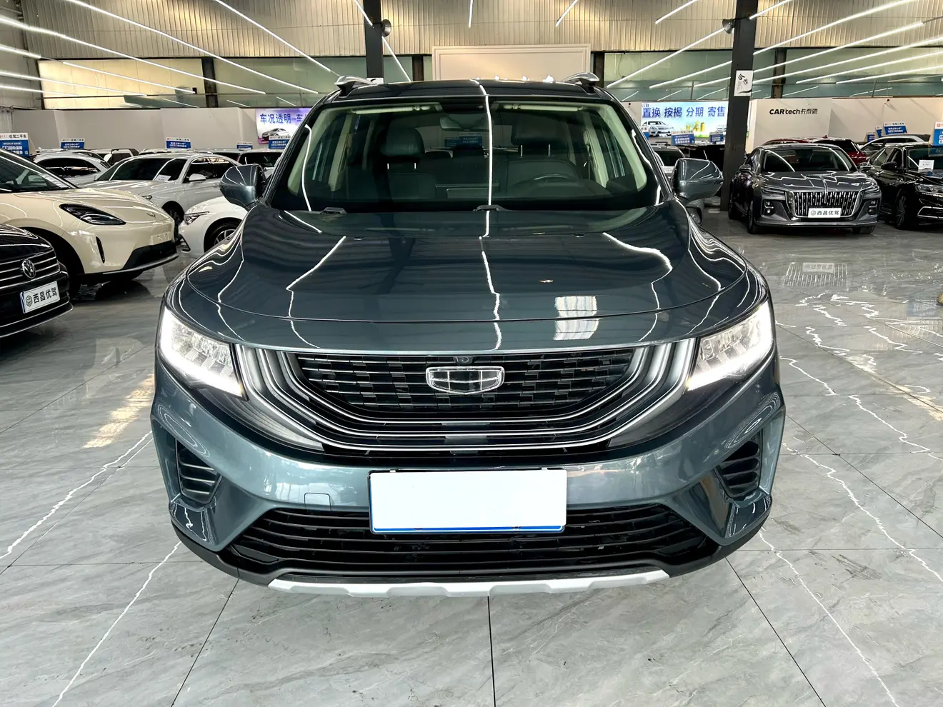 Geely Okavango  из Китая