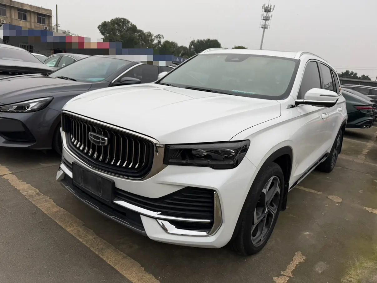 Geely Monjaro (Xingyue L)  из Китая