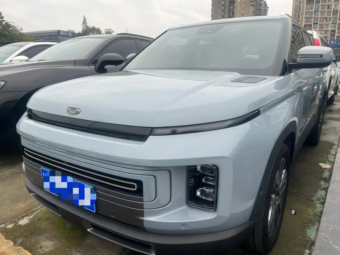 Geely ICON  из Китая