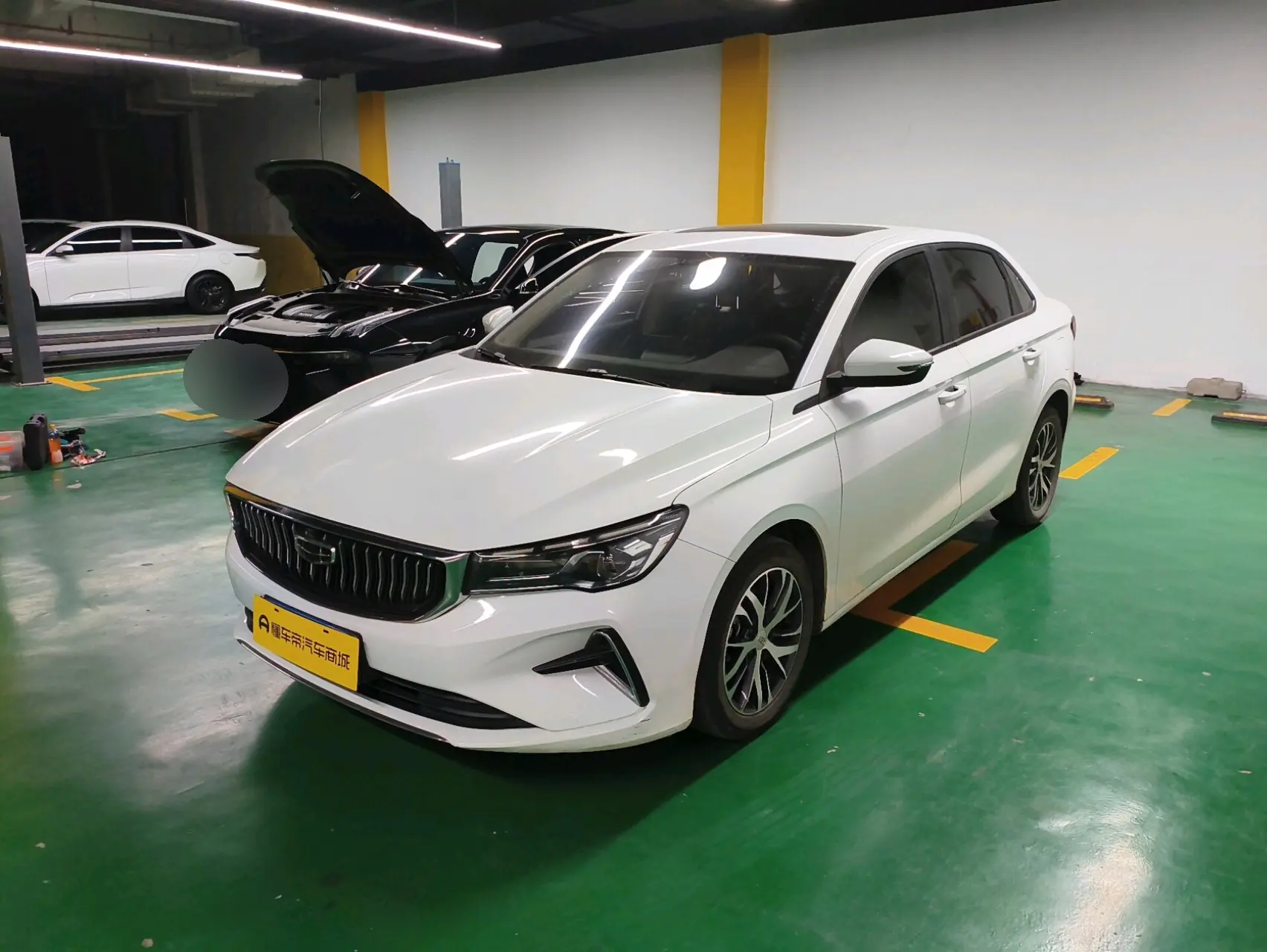 Geely Emgrand  из Китая