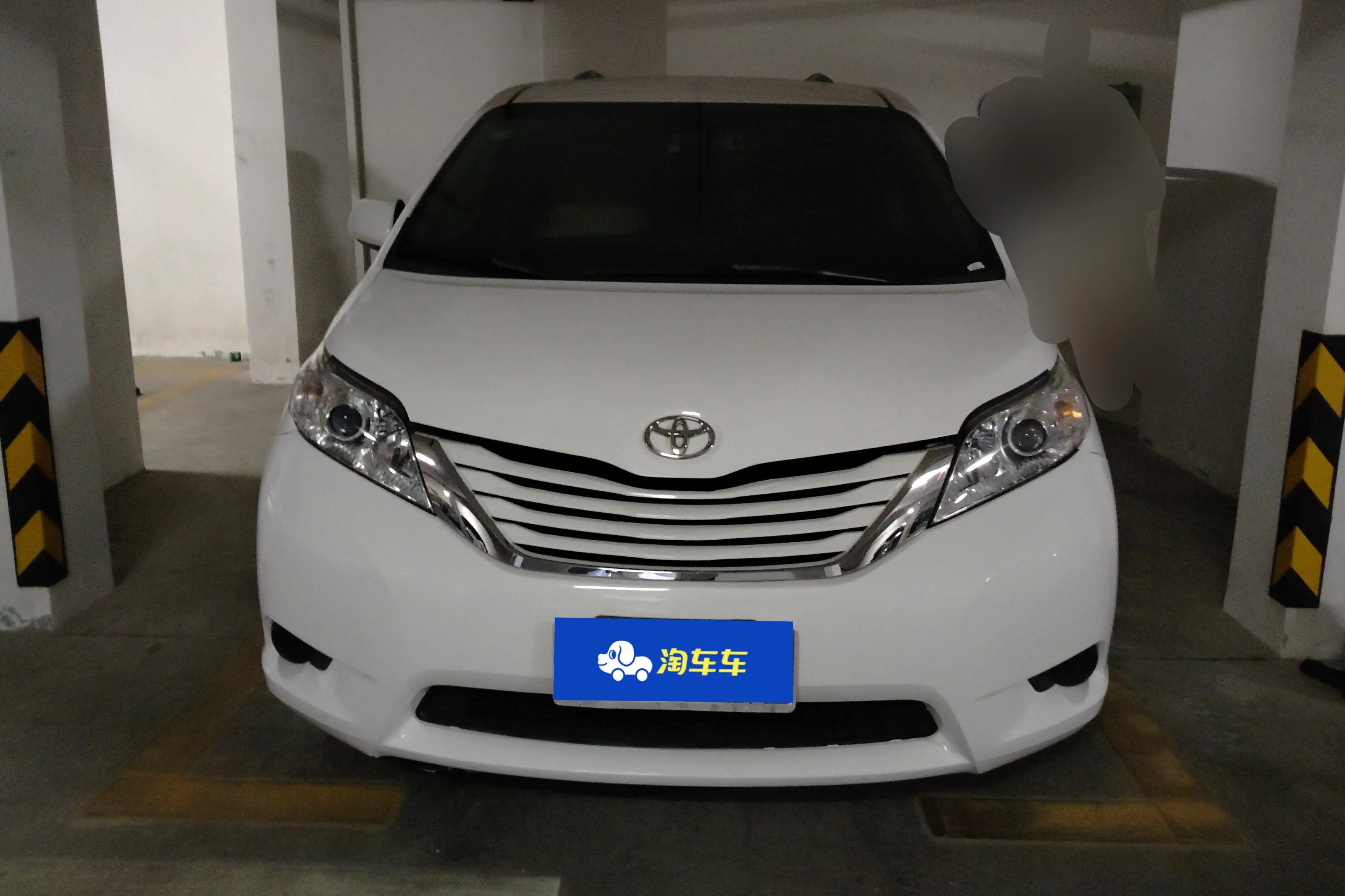 Toyota Sienna  из Китая