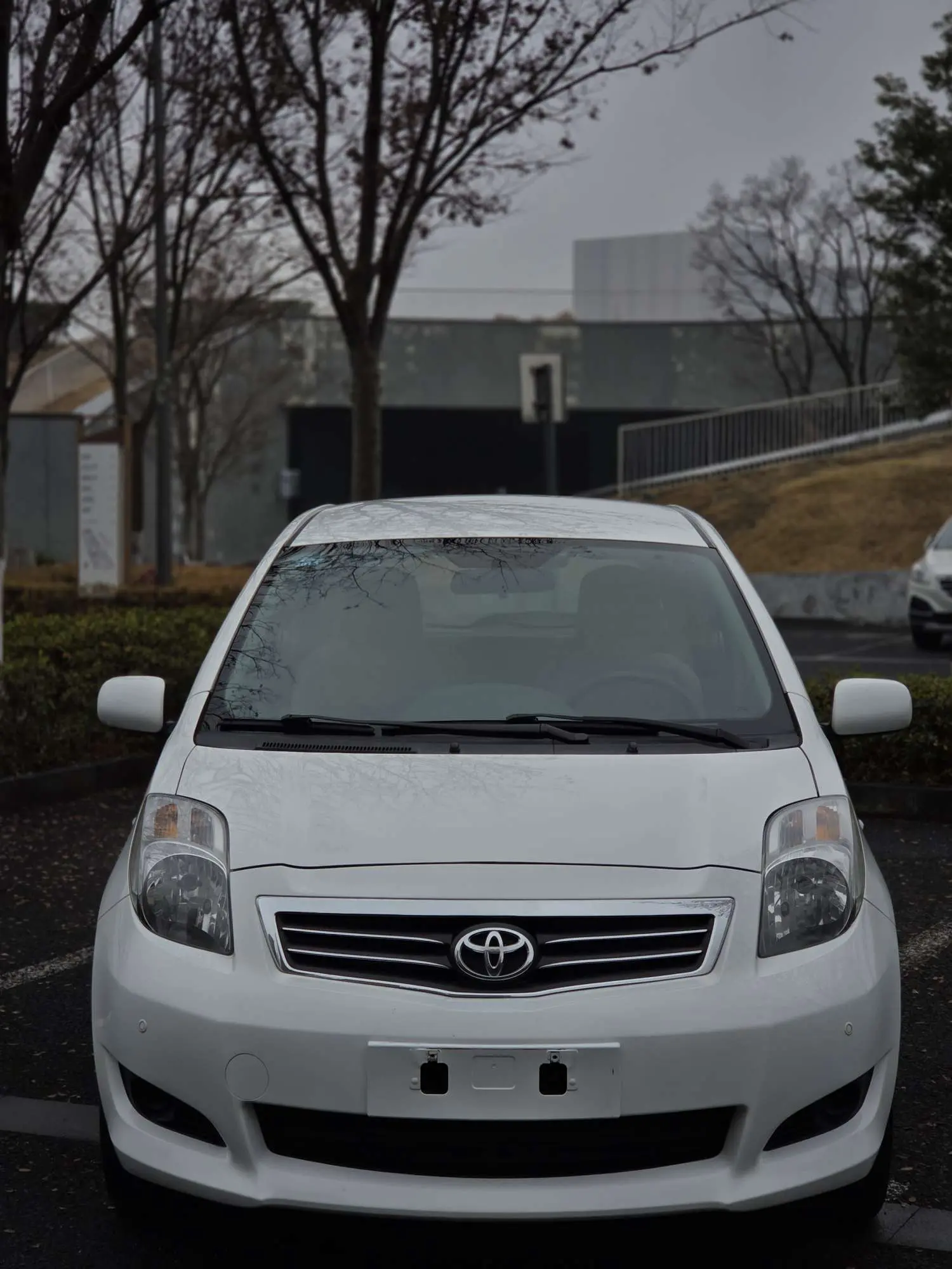 Toyota Yaris  из Китая