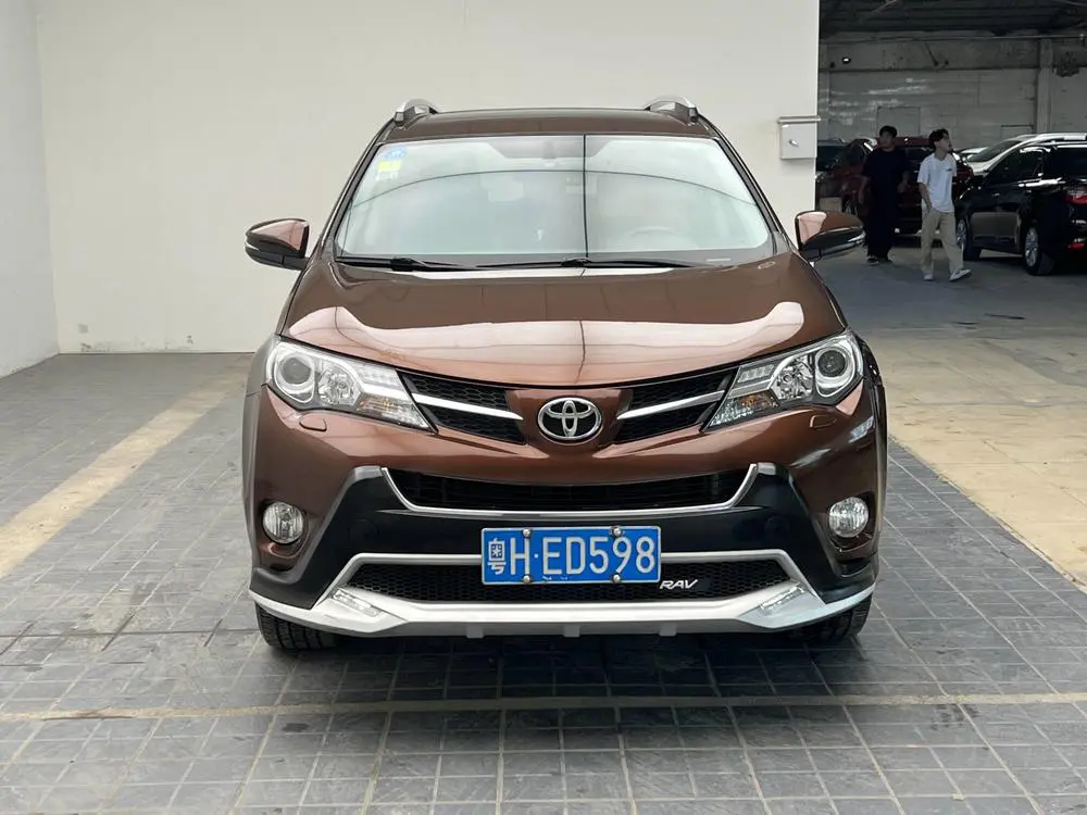 Toyota RAV4  из Китая