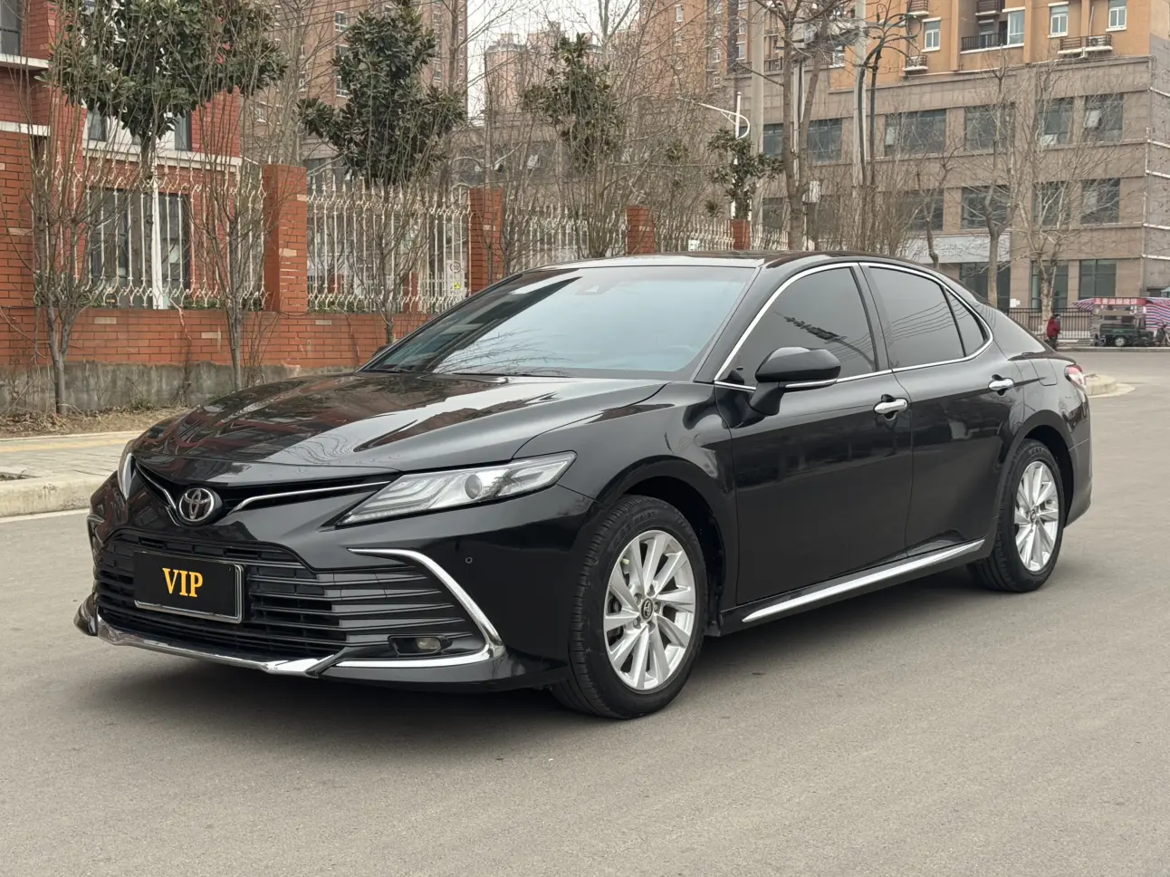 TOYOTA CAMRY