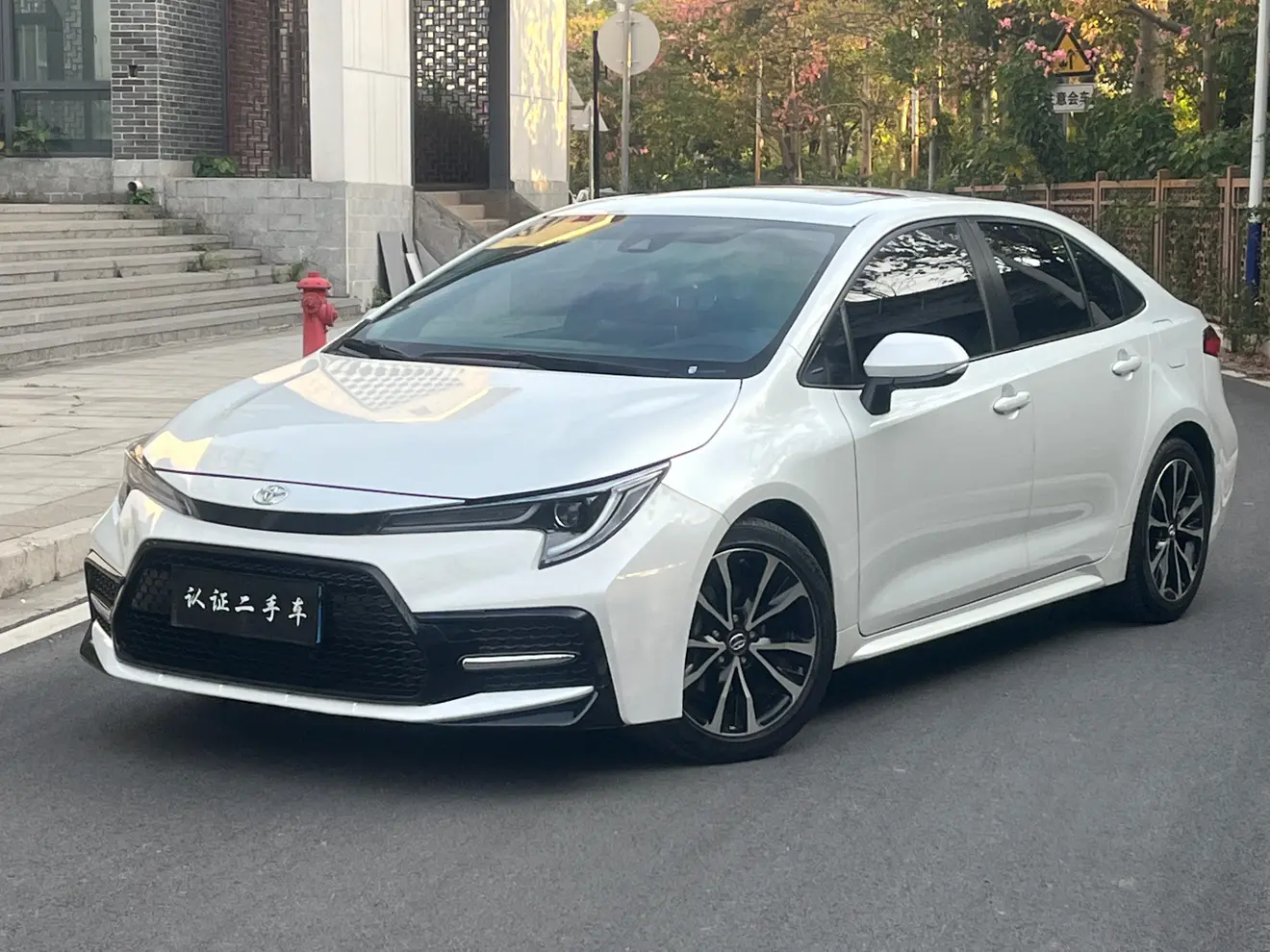 Toyota Levin (Lei Ling)  из Китая