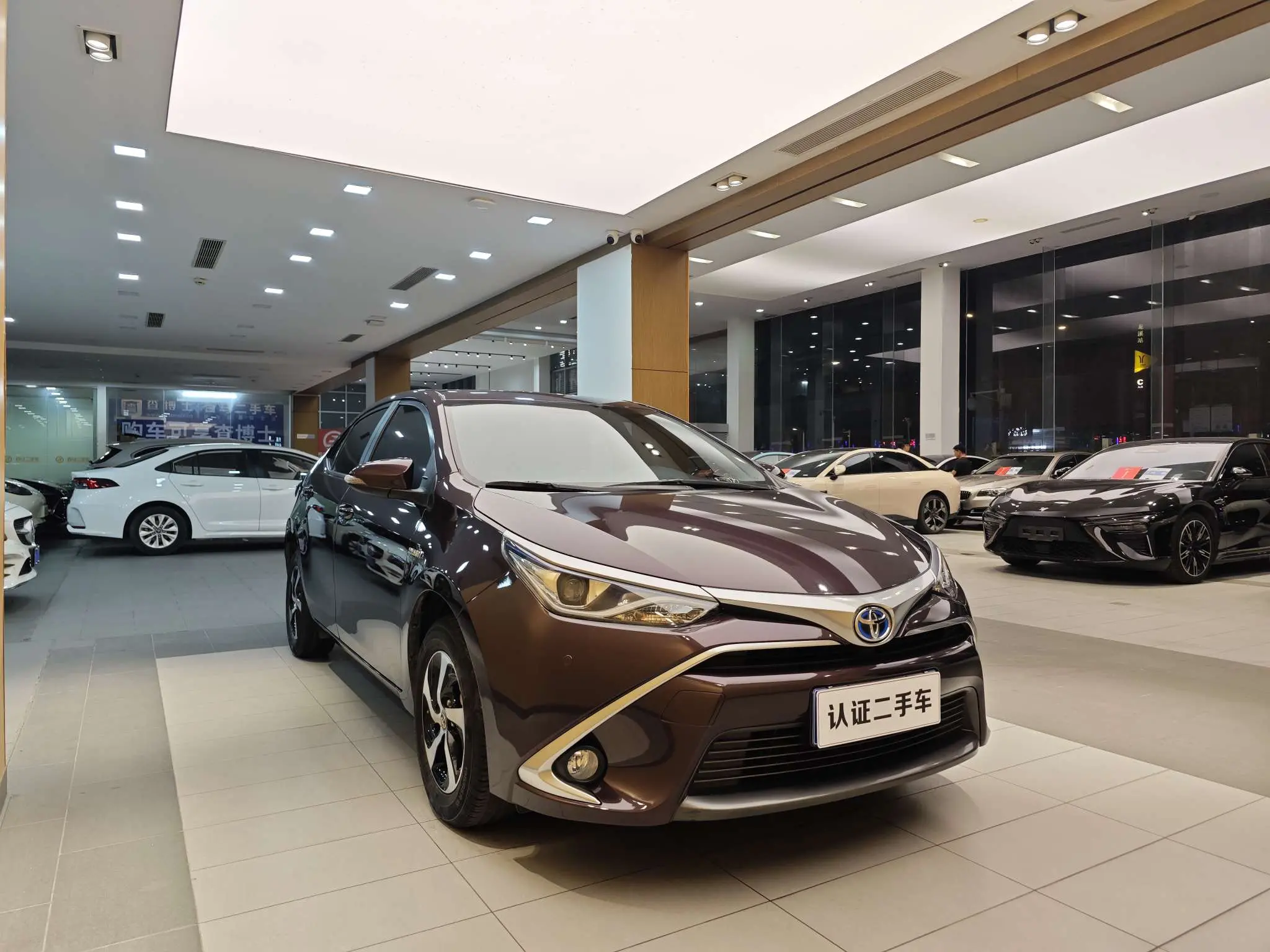 Toyota Levin (Lei Ling)  из Китая