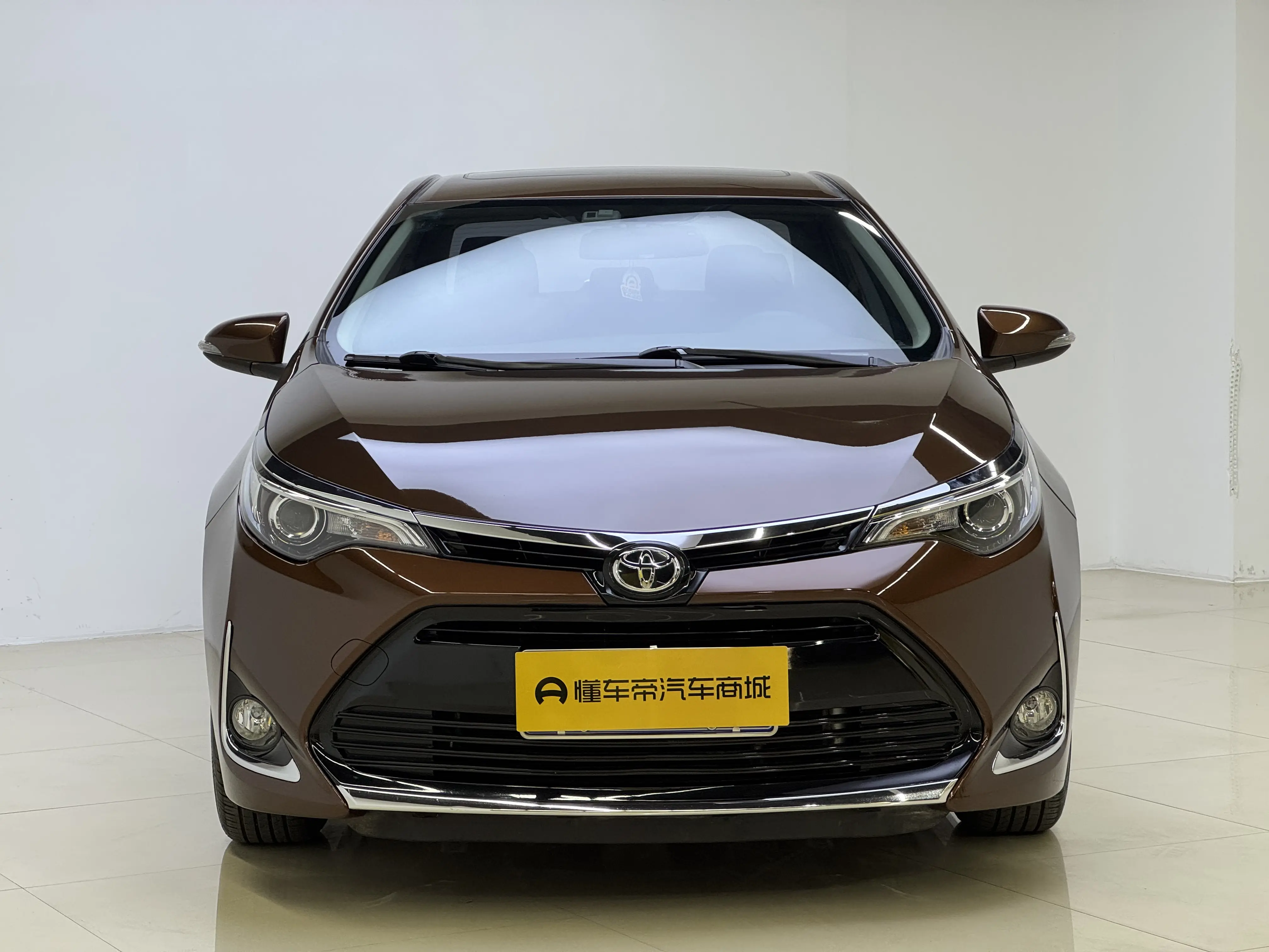 Toyota Levin (Lei Ling)  из Китая