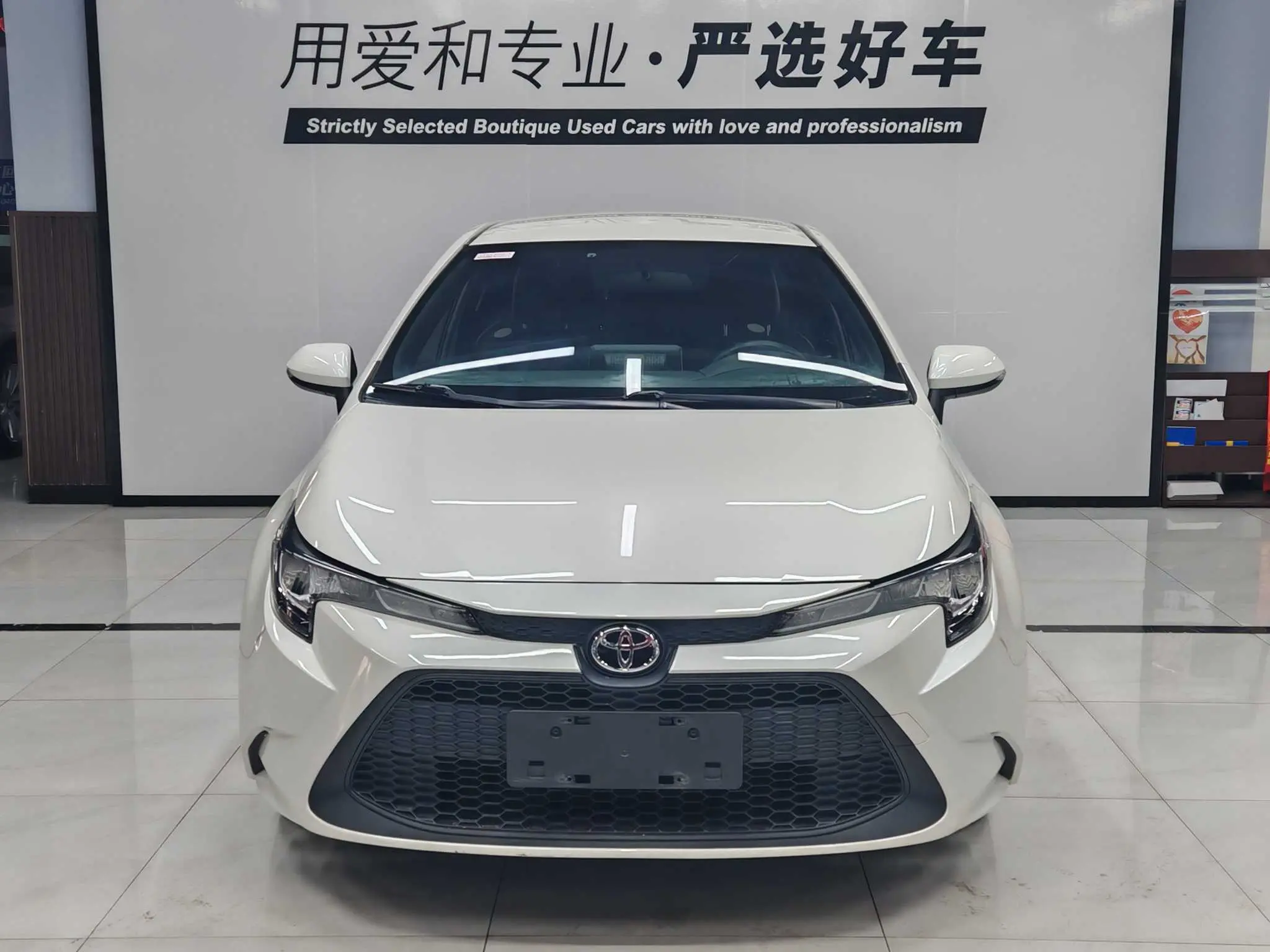 Toyota Levin (Lei Ling)  из Китая