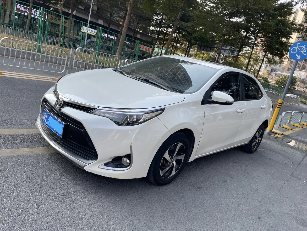 Toyota Levin (Lei Ling)  из Китая