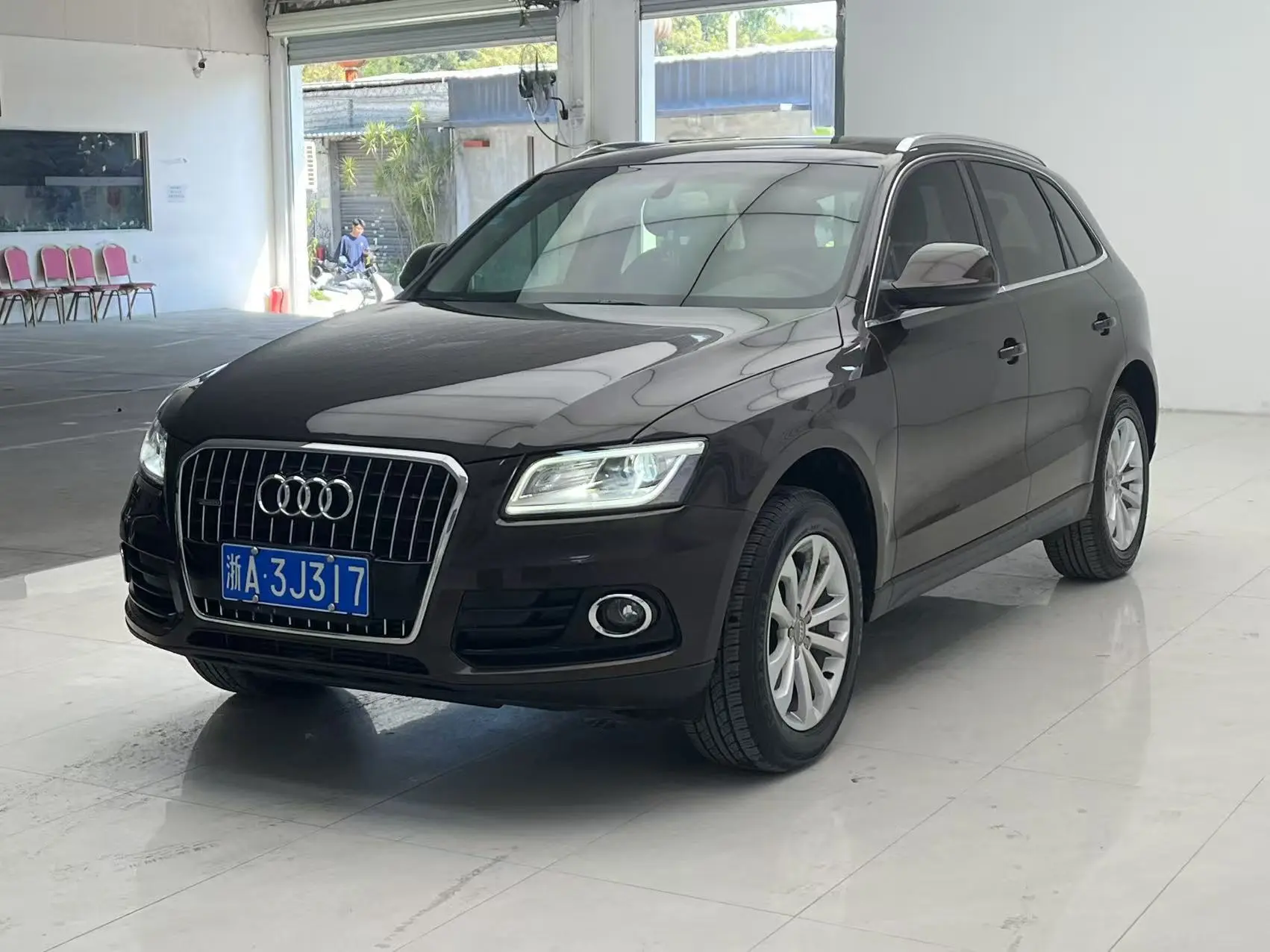 Audi Q5  из Китая