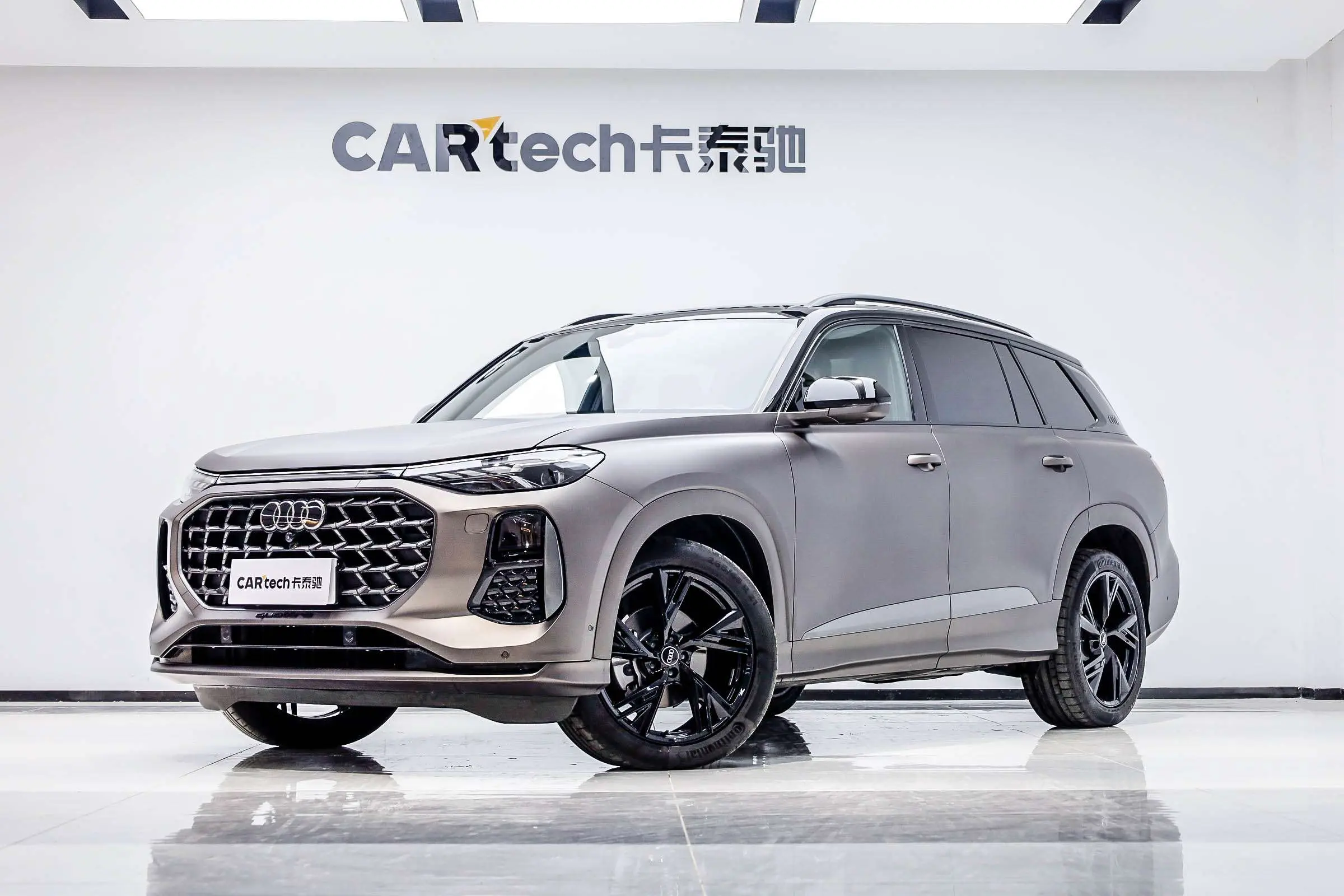 Audi Q6  из Китая