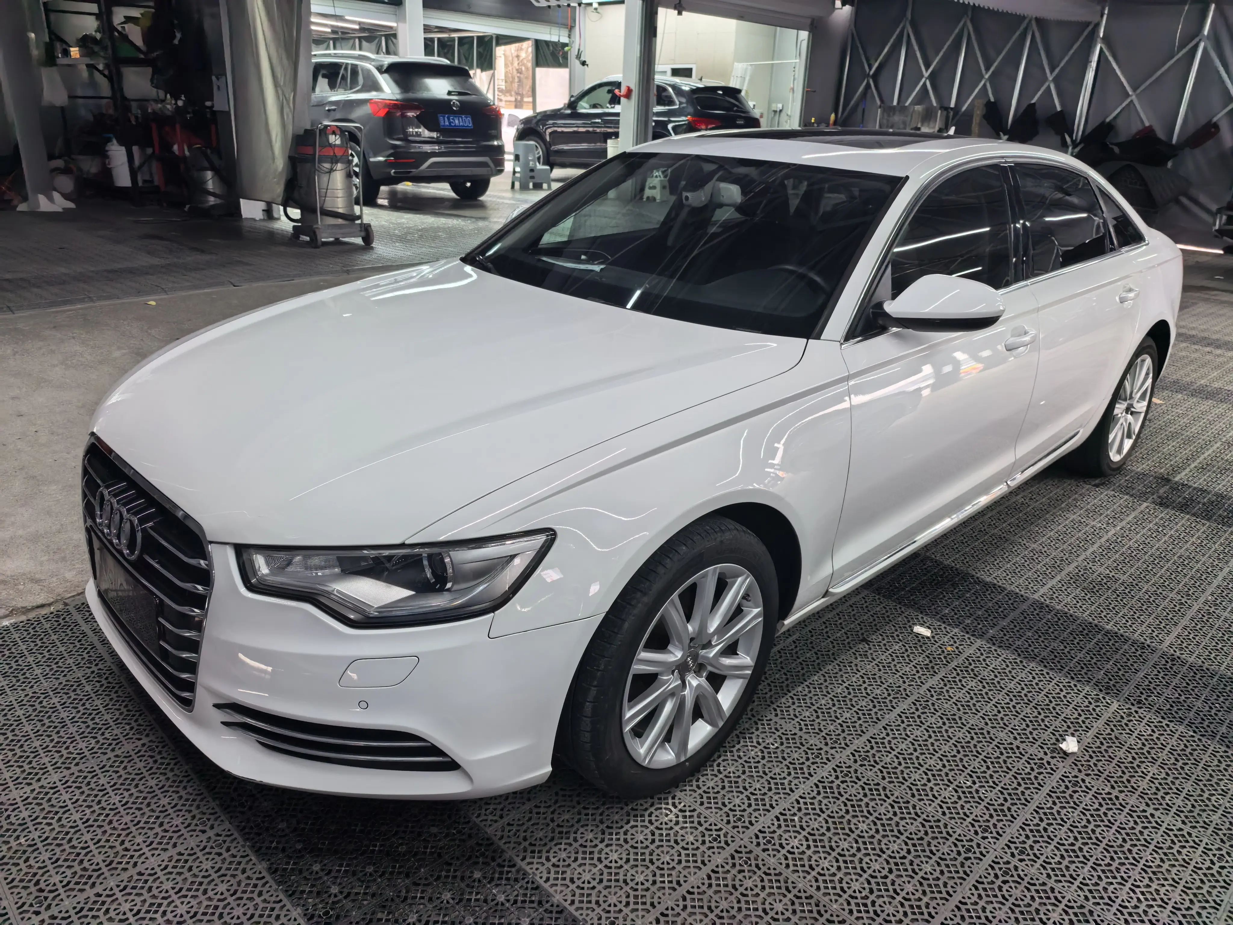 Audi A6L  из Китая