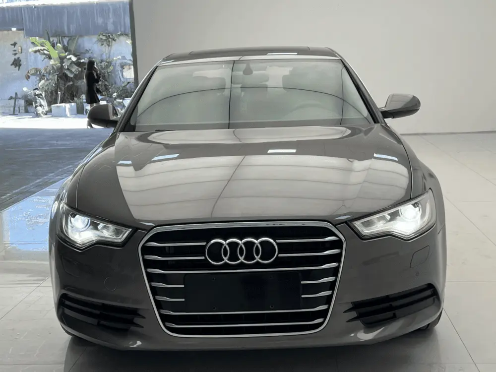 Audi A6L  из Китая